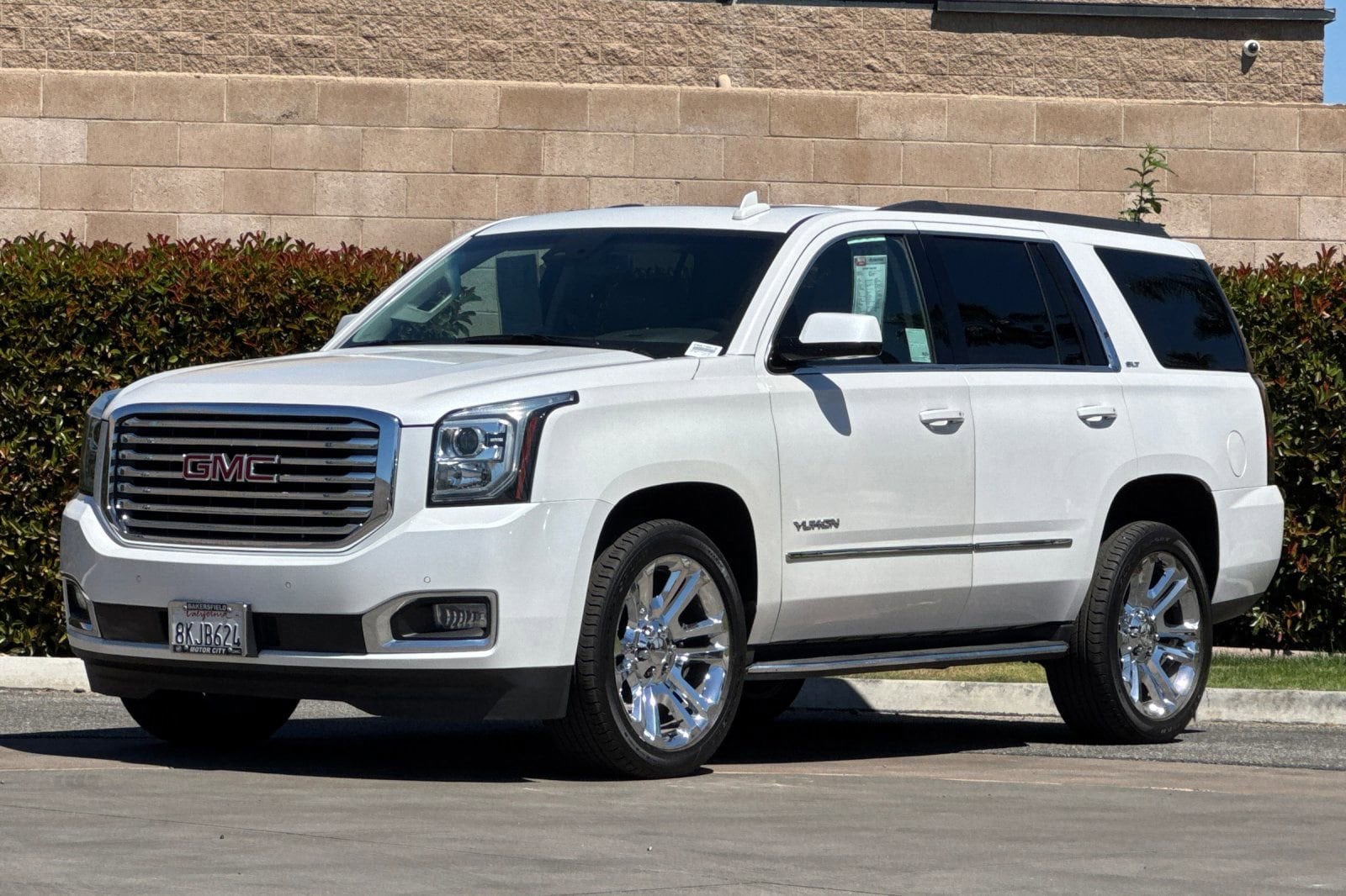 2019 GMC Yukon SLT photo 3