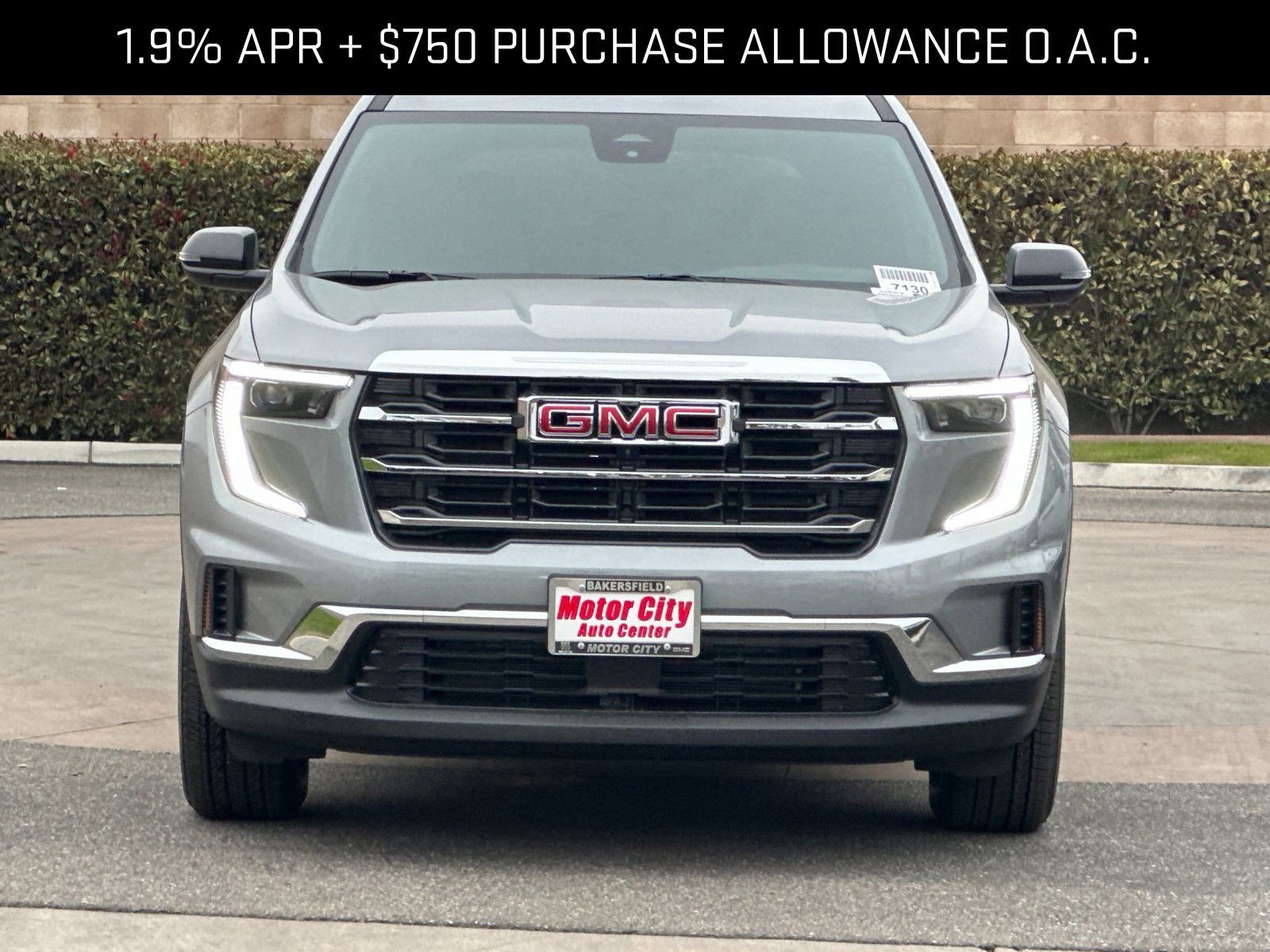 2026 GMC Acadia Elevation photo 3