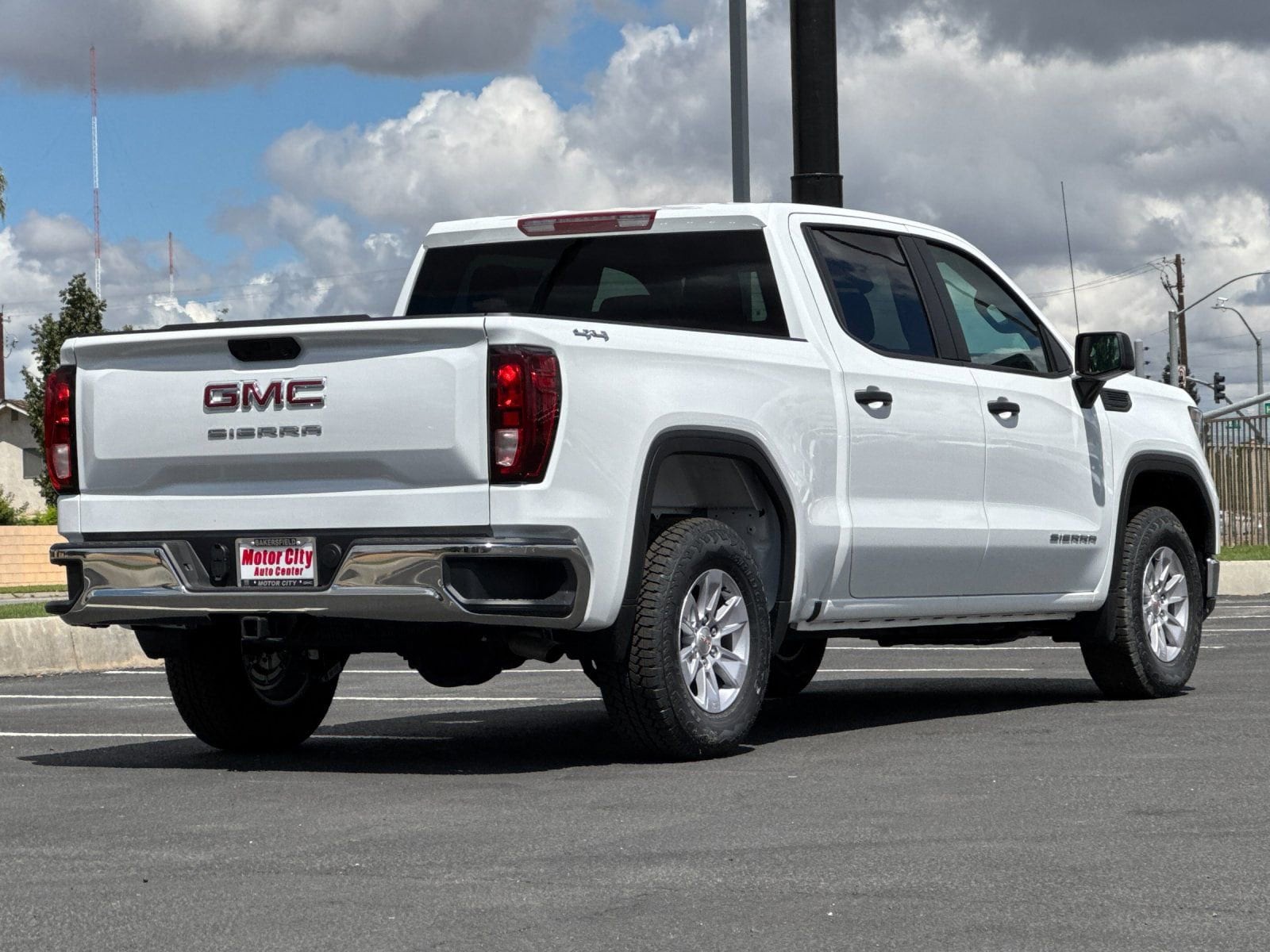2026 GMC Sierra 1500 Pro photo 2
