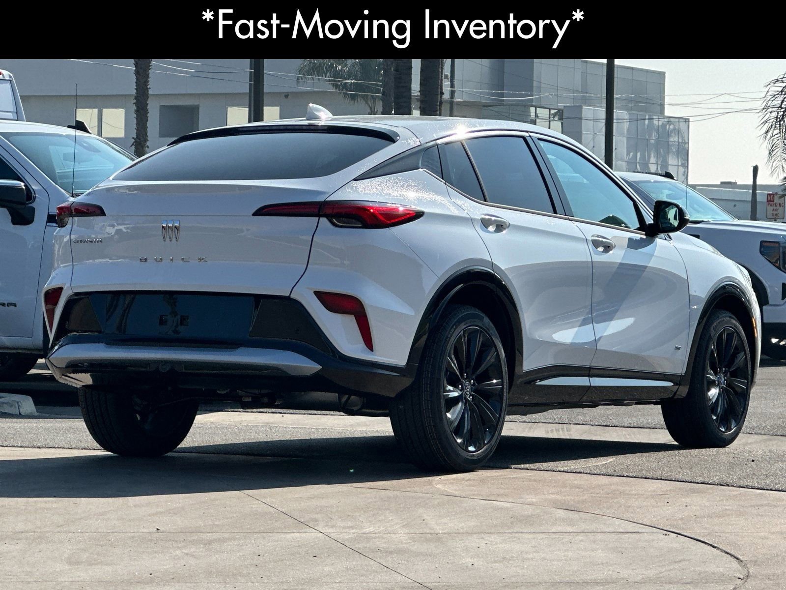 2026 Buick Envista Sport Touring photo 2