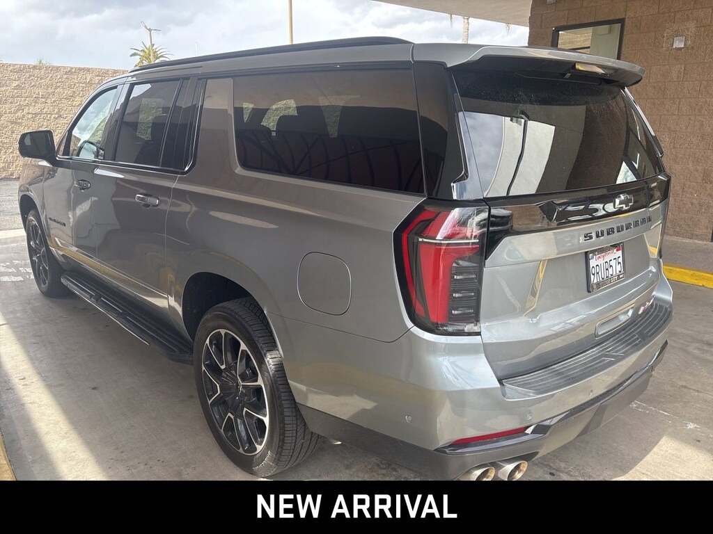 Certified 2025 Chevrolet Suburban RST SUV