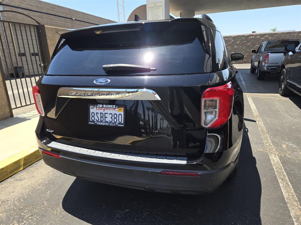 2020 Ford Explorer XLT photo 3