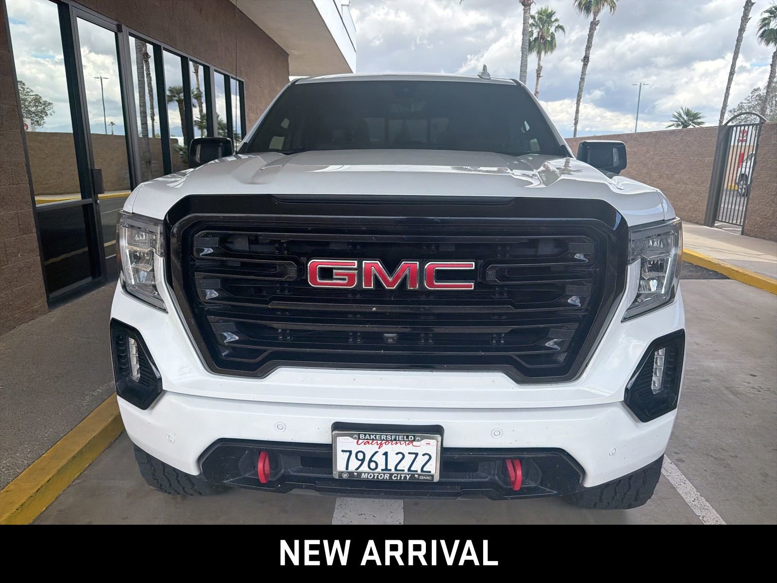 2020 GMC Sierra 1500 AT4 photo 2