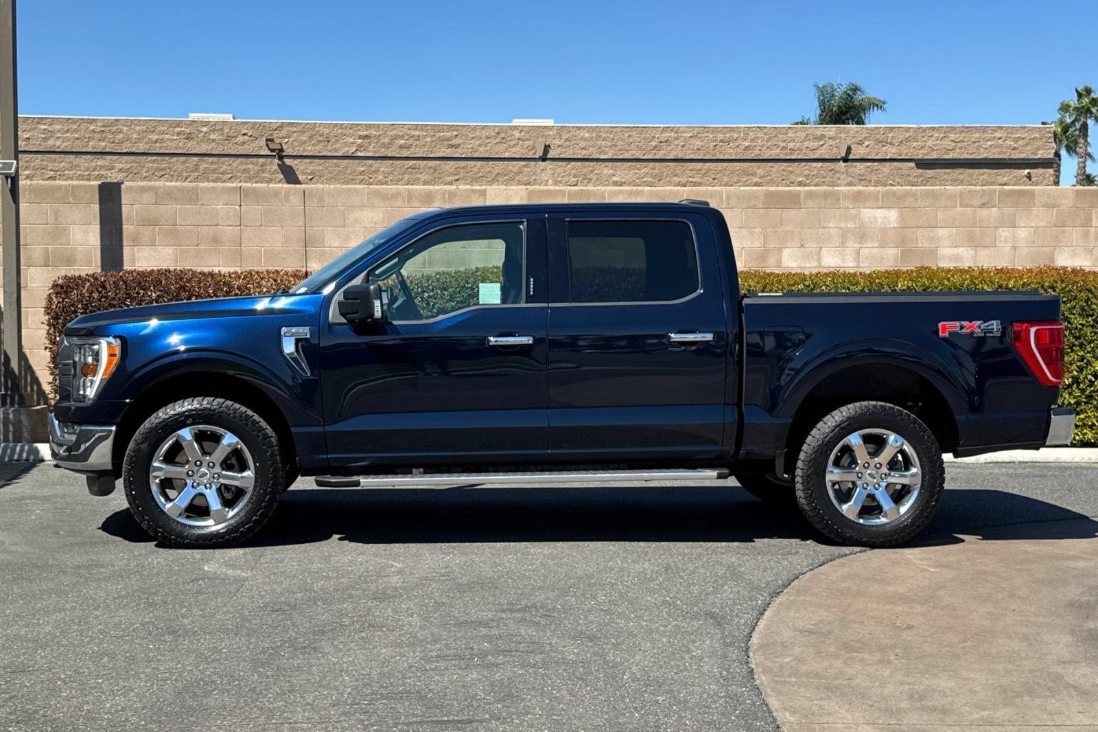 2023 Ford F-150 XLT - Photo 7