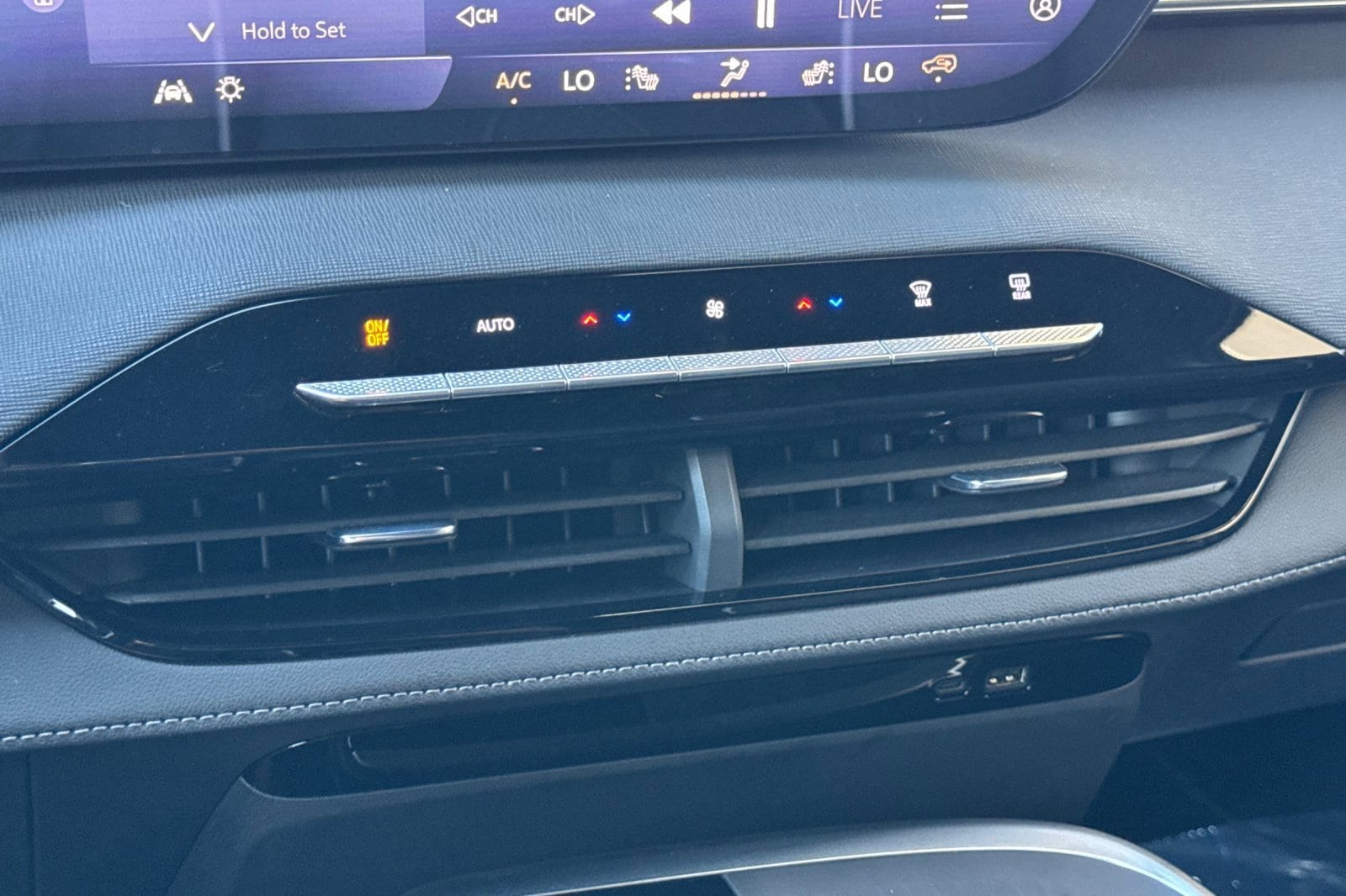 2026 Buick Enclave Preferred - Photo 22