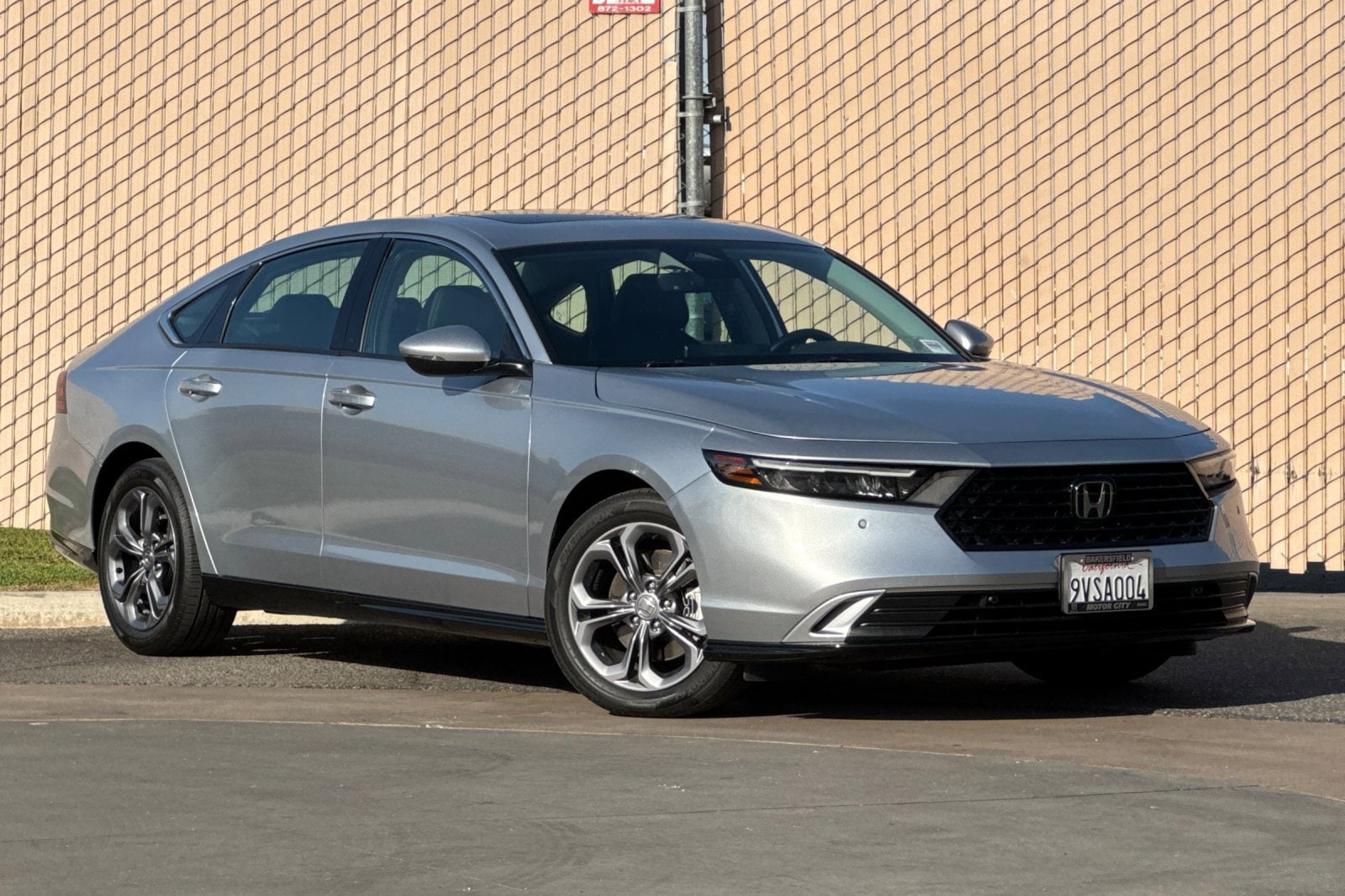 2025 Honda Accord Hybrid EX-L - Photo 2