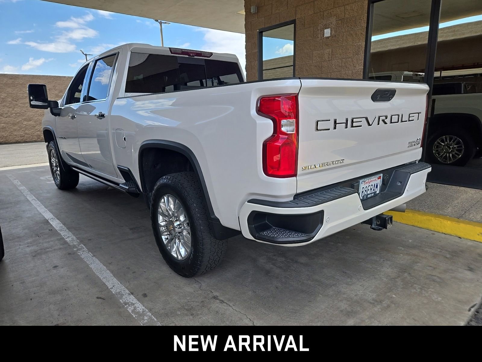2023 Chevrolet Silverado 2500 HD High Country photo 5