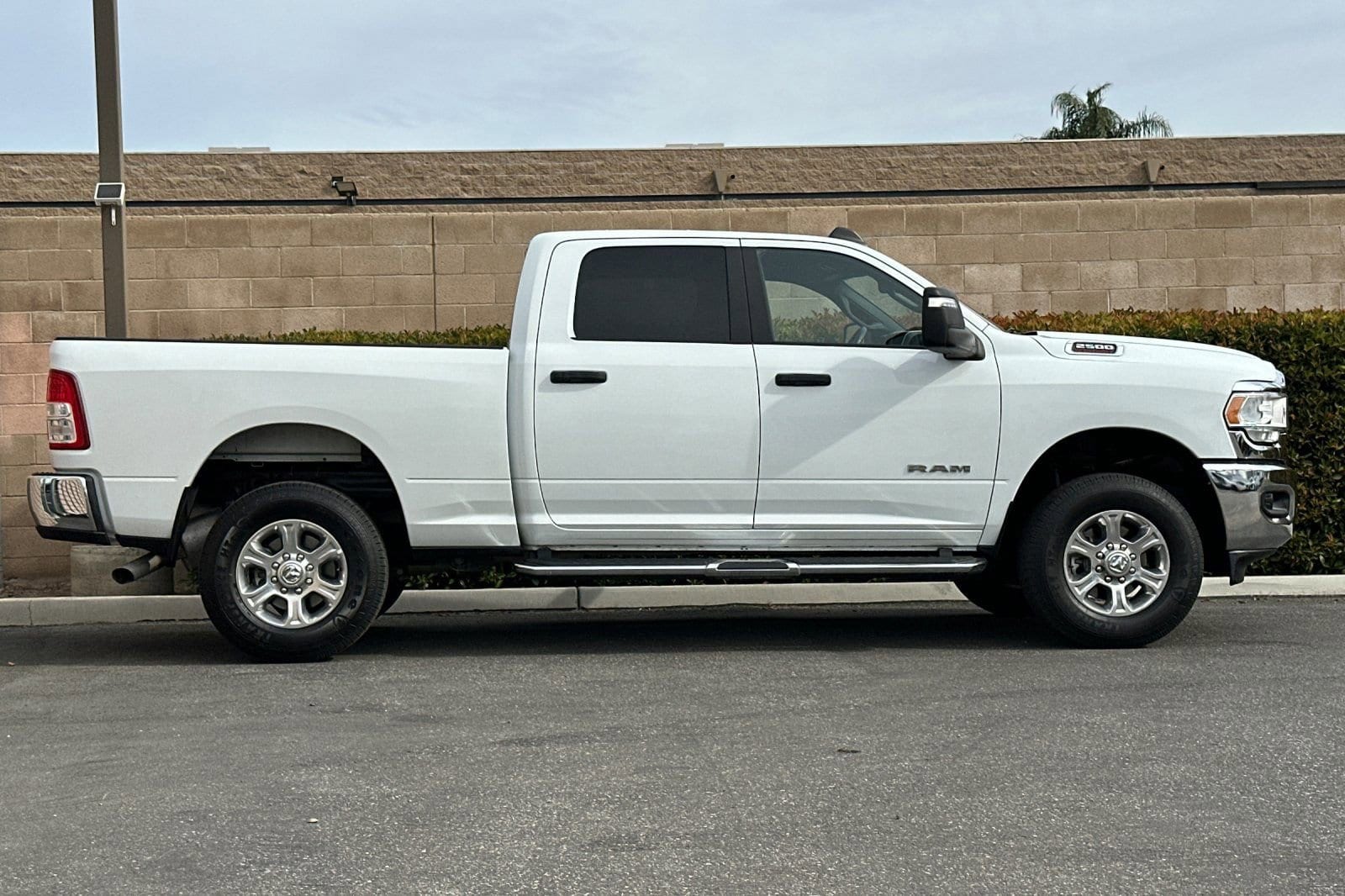 2024 Ram 2500 Big Horn photo 2