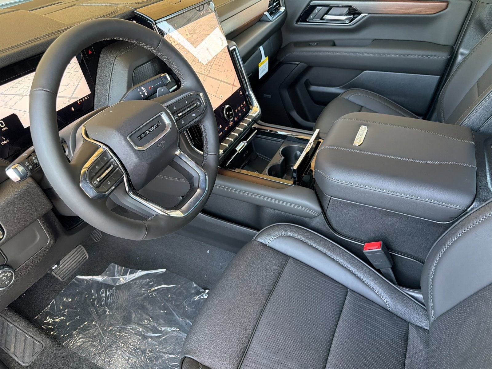 2026 GMC Yukon XL Denali - Photo 10