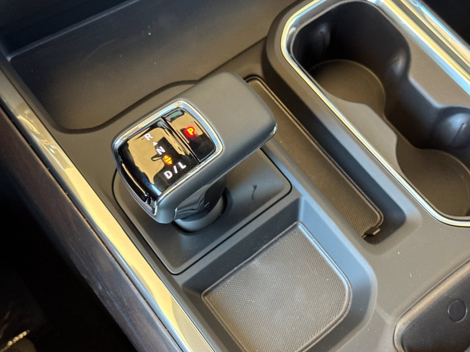 2026 GMC Sierra 1500 SLT - Photo 19