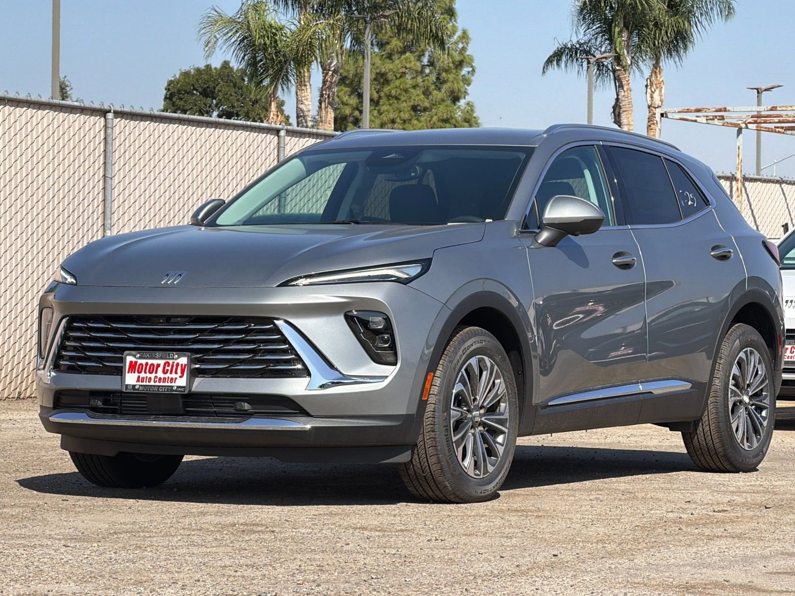 2025 Buick Envision Preferred photo 3