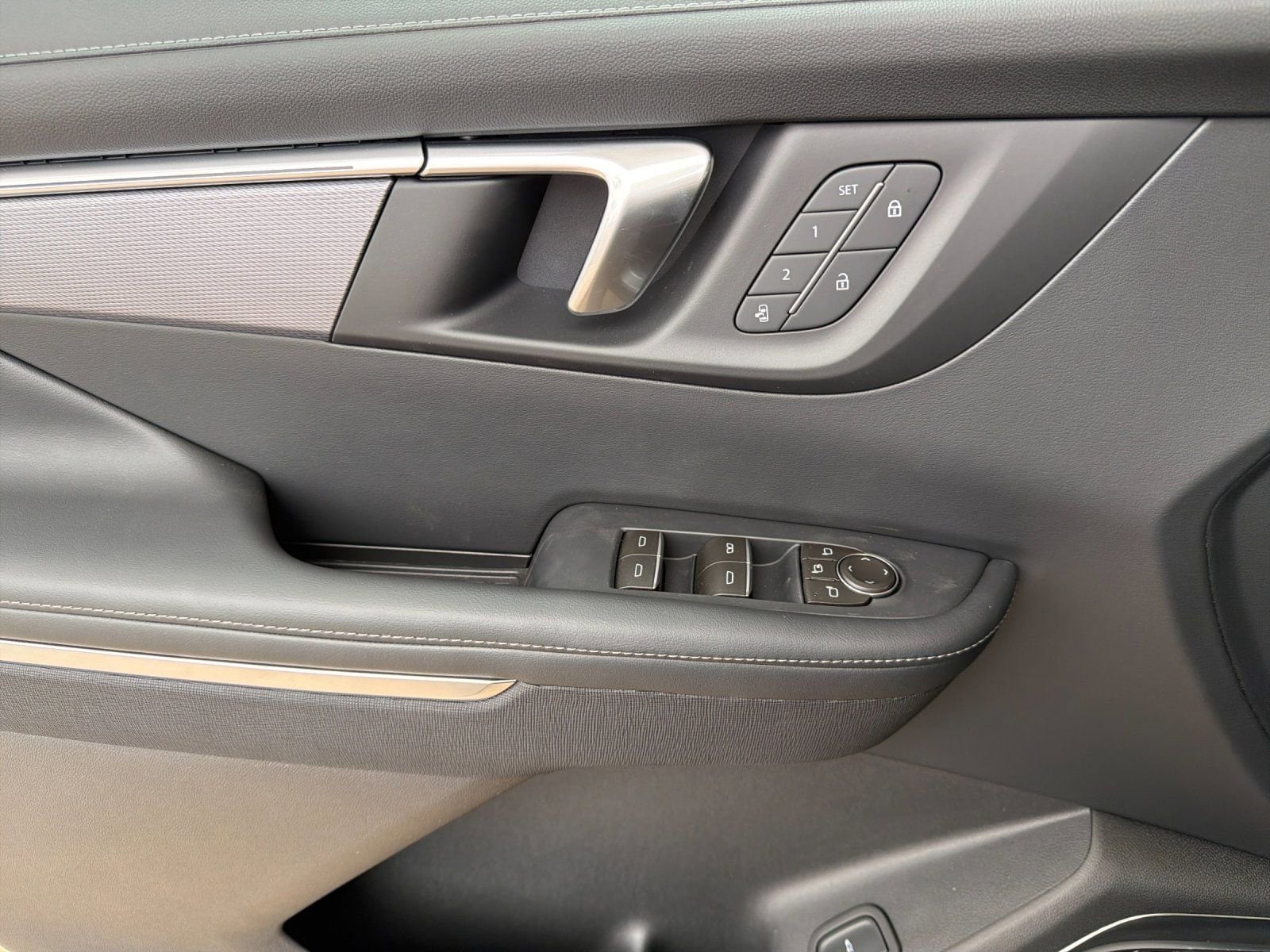 2026 Buick Enclave Sport Touring - Photo 10
