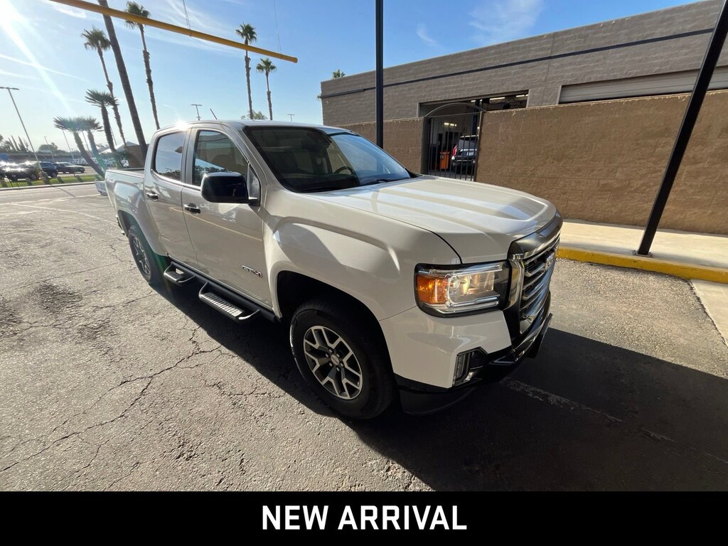 Used 2022 GMC Canyon 4WD AT4 w/Leather Truck Crew Cab