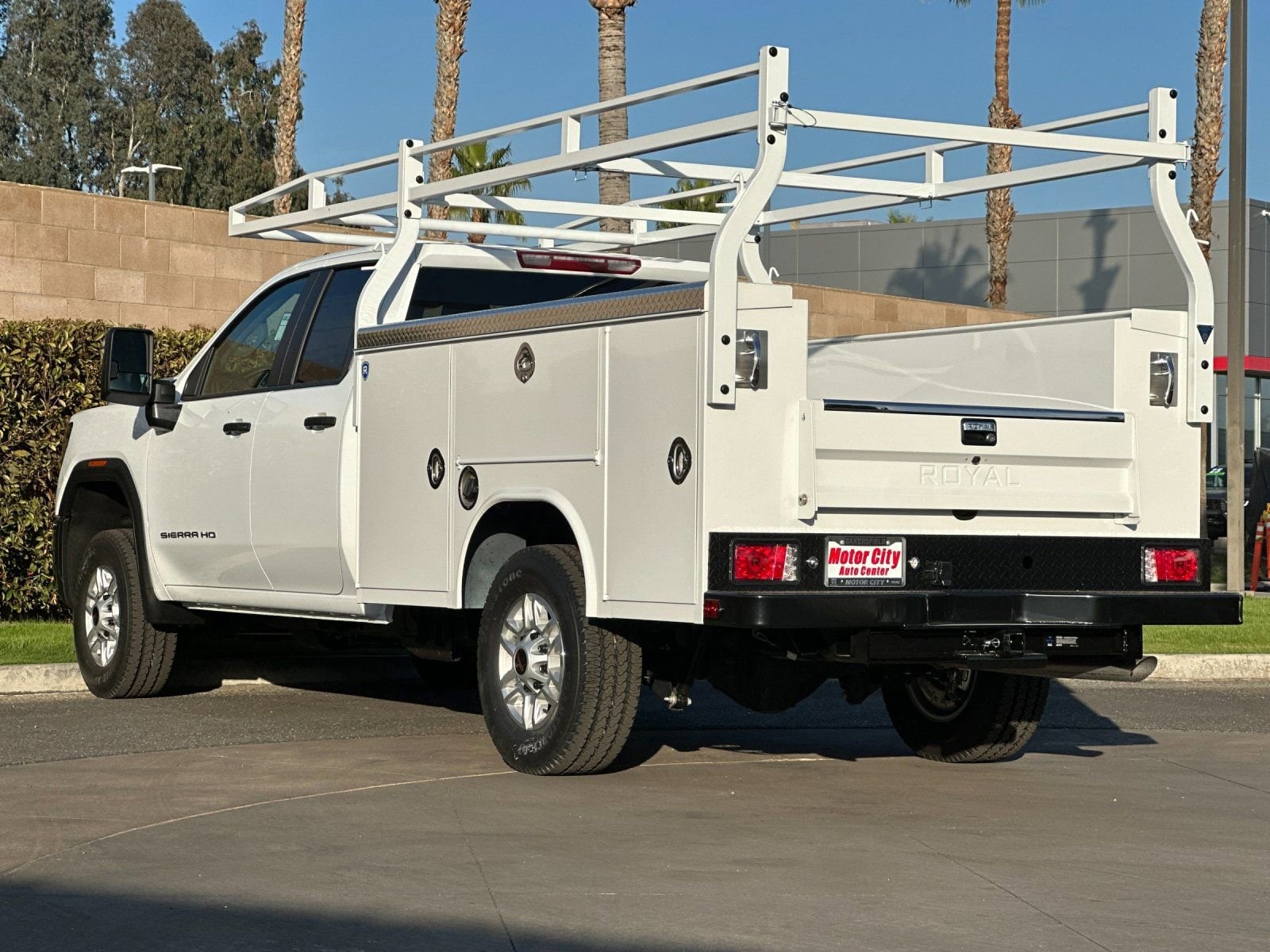 2026 GMC Sierra 2500 HD Pro photo 4
