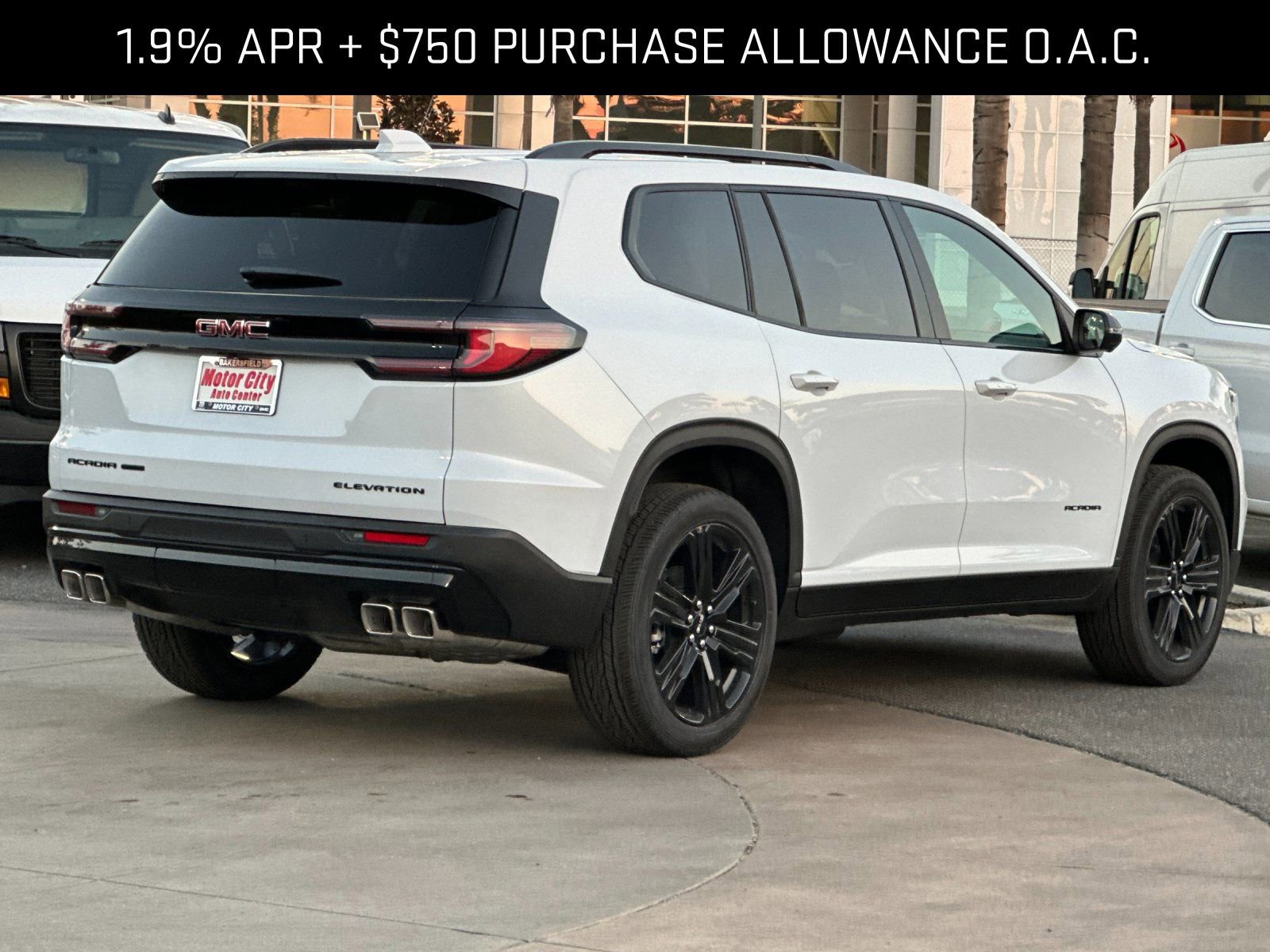 2026 GMC Acadia Elevation photo 2