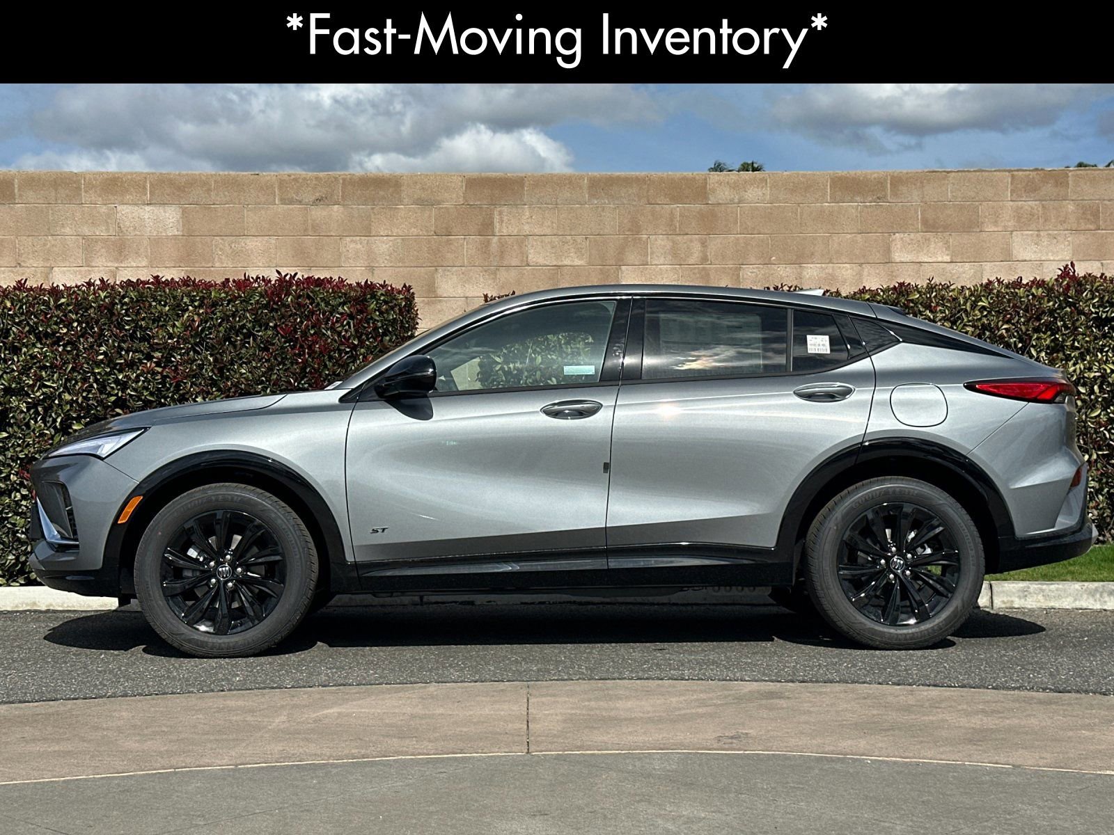 2026 Buick Envista Sport Touring photo 5