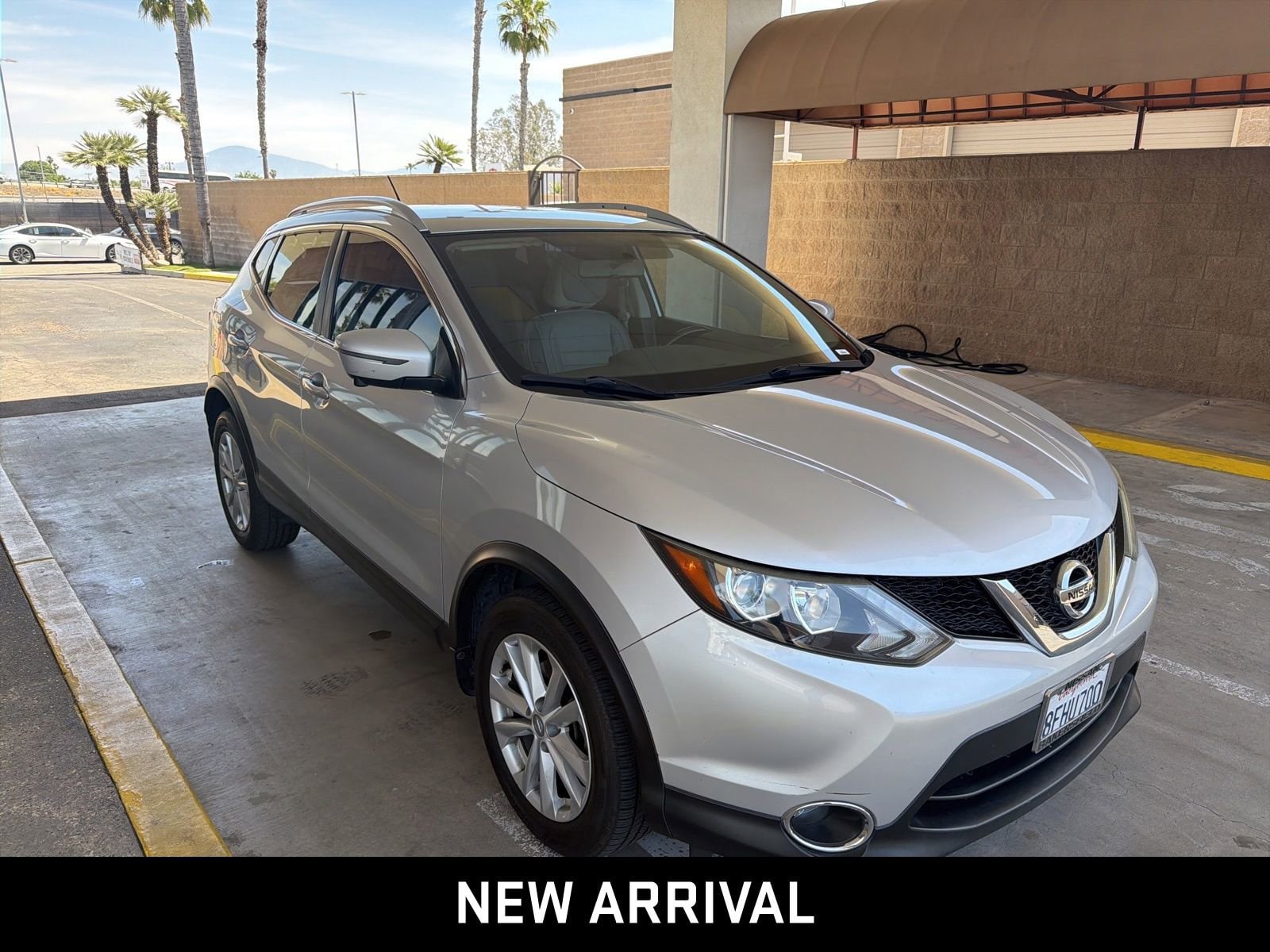 2018 Nissan Rogue Sport SV photo 3