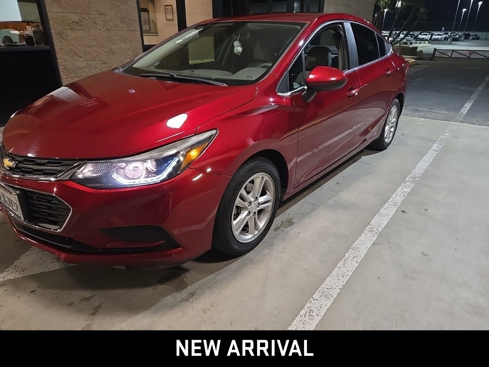 2018 Chevrolet Cruze LT's photo