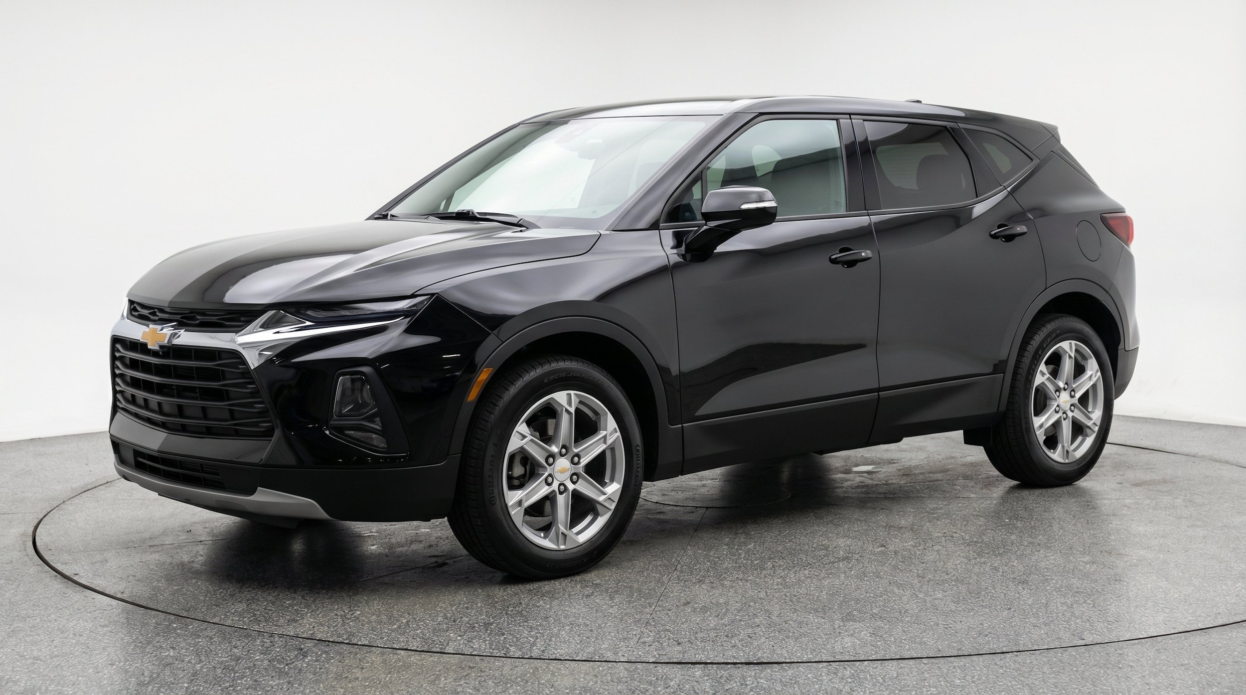 Thumbnail: 2025 Chevrolet Blazer - 3