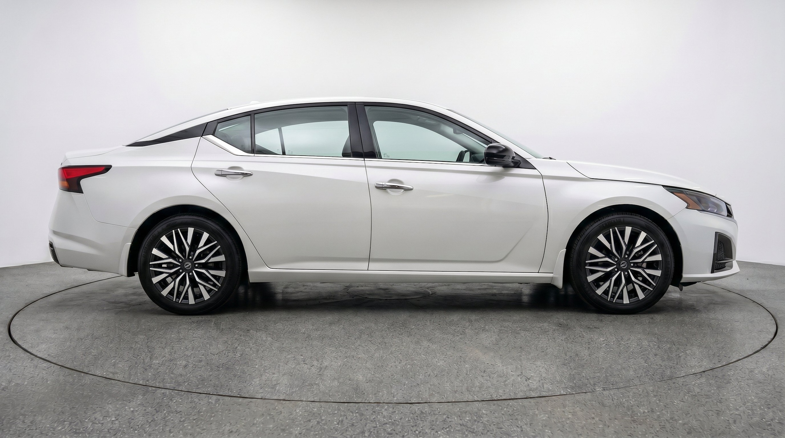 Thumbnail: 2025 Nissan Altima - 11