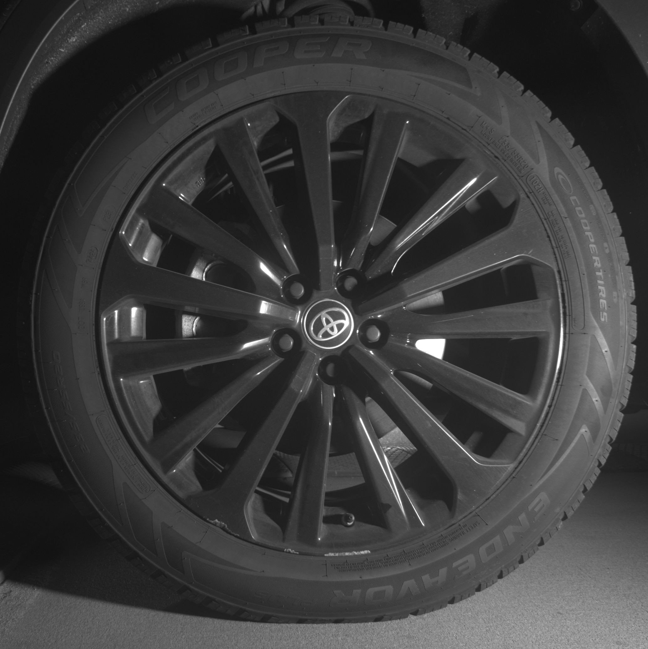 Thumbnail: 2025 Toyota Highlander - 12