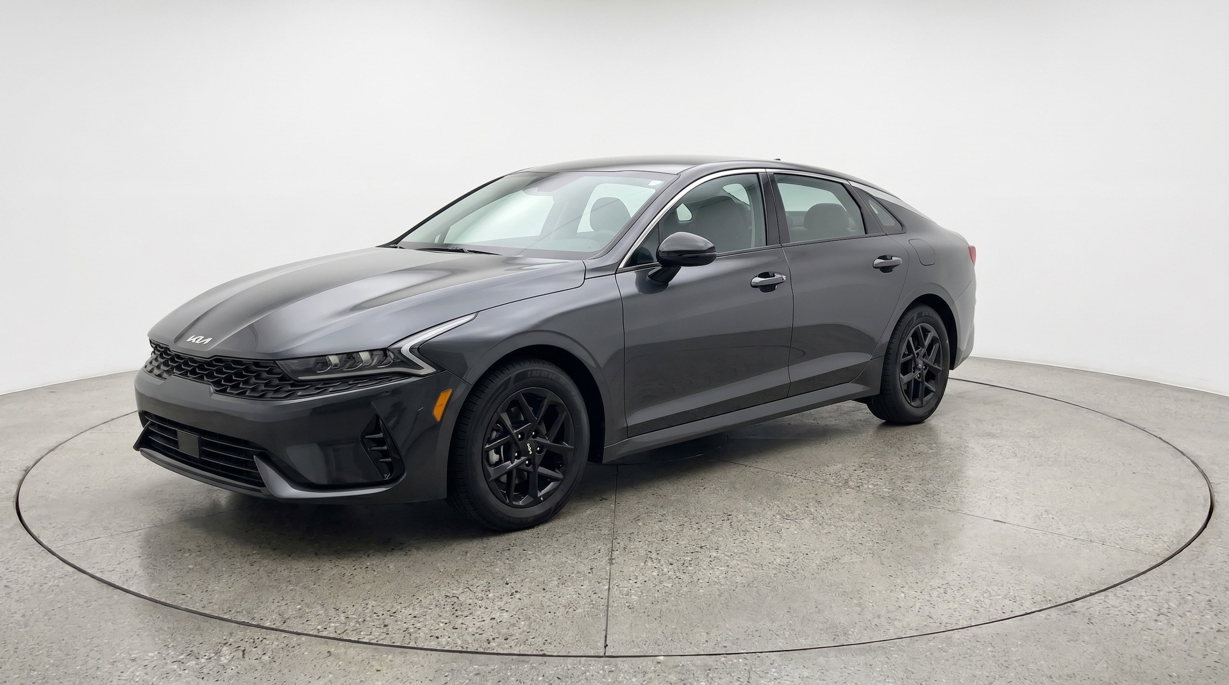 Thumbnail: 2025 Kia K5 - 3