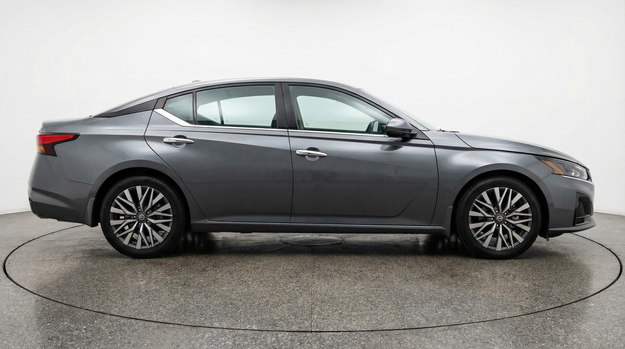 Thumbnail: 2025 Nissan Altima - 8