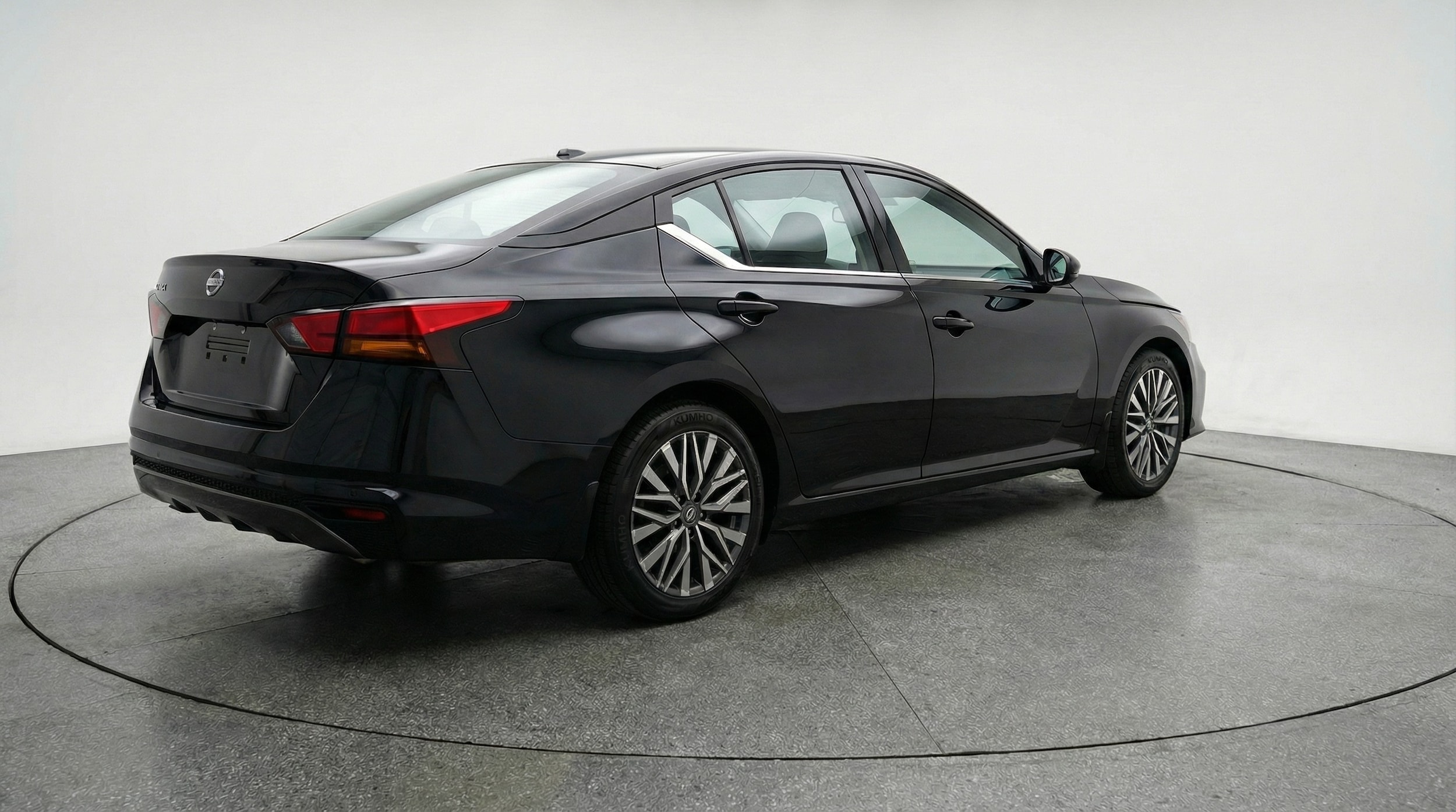 Thumbnail: 2025 Nissan Altima - 7