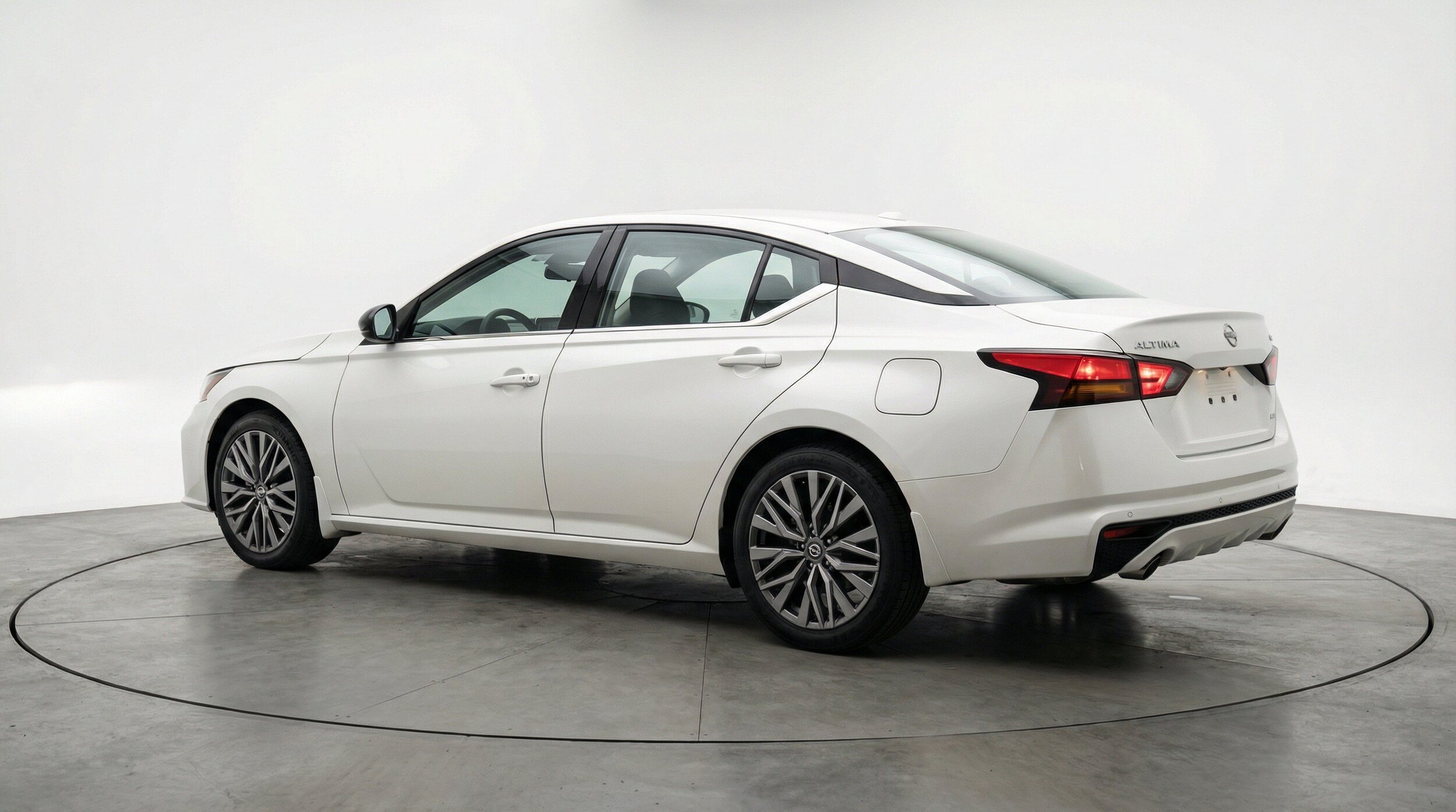 Thumbnail: 2025 Nissan Altima - 6