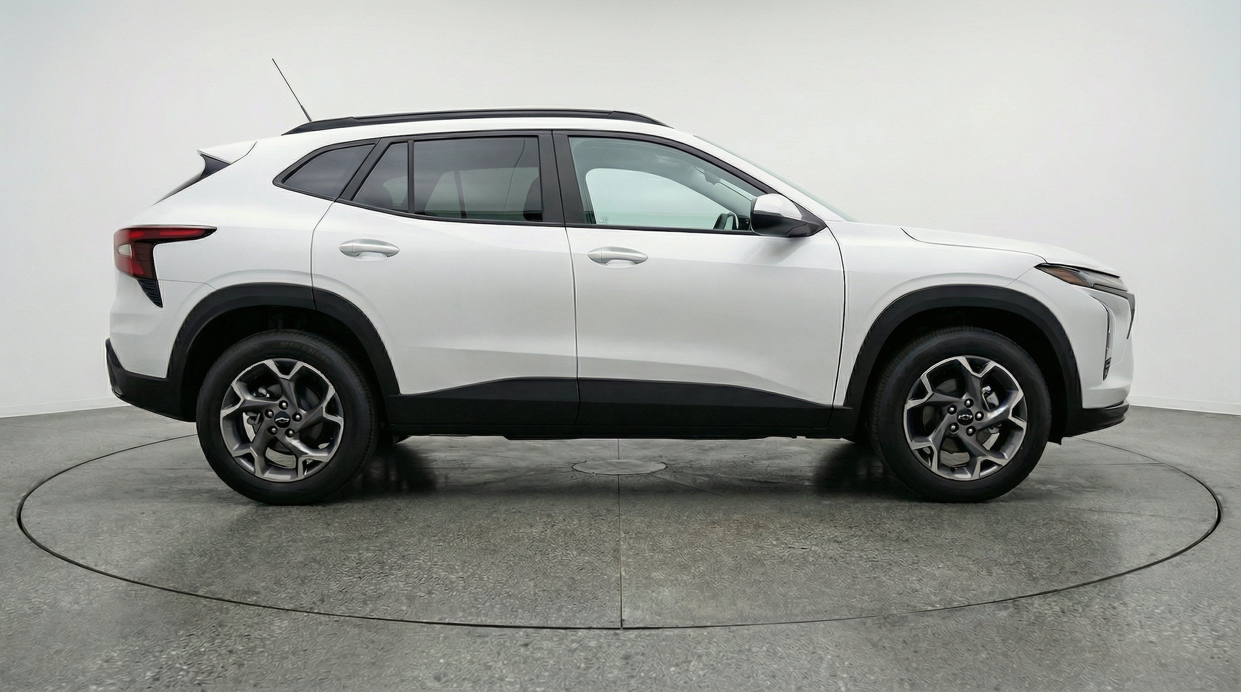 Thumbnail: 2025 Chevrolet Trax - 11