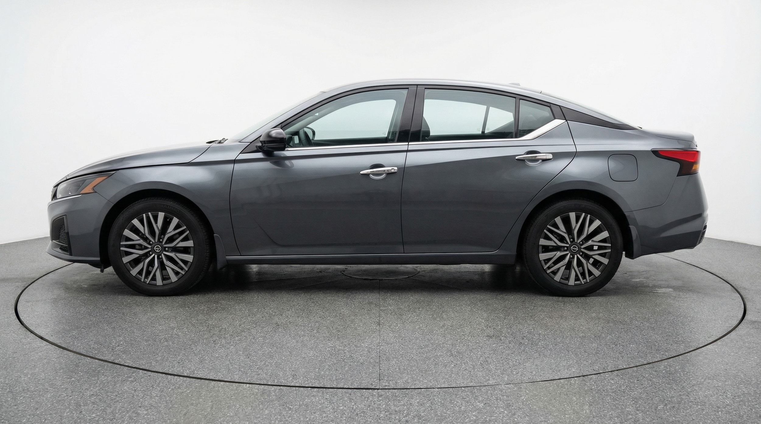 Thumbnail: 2025 Nissan Altima - 4