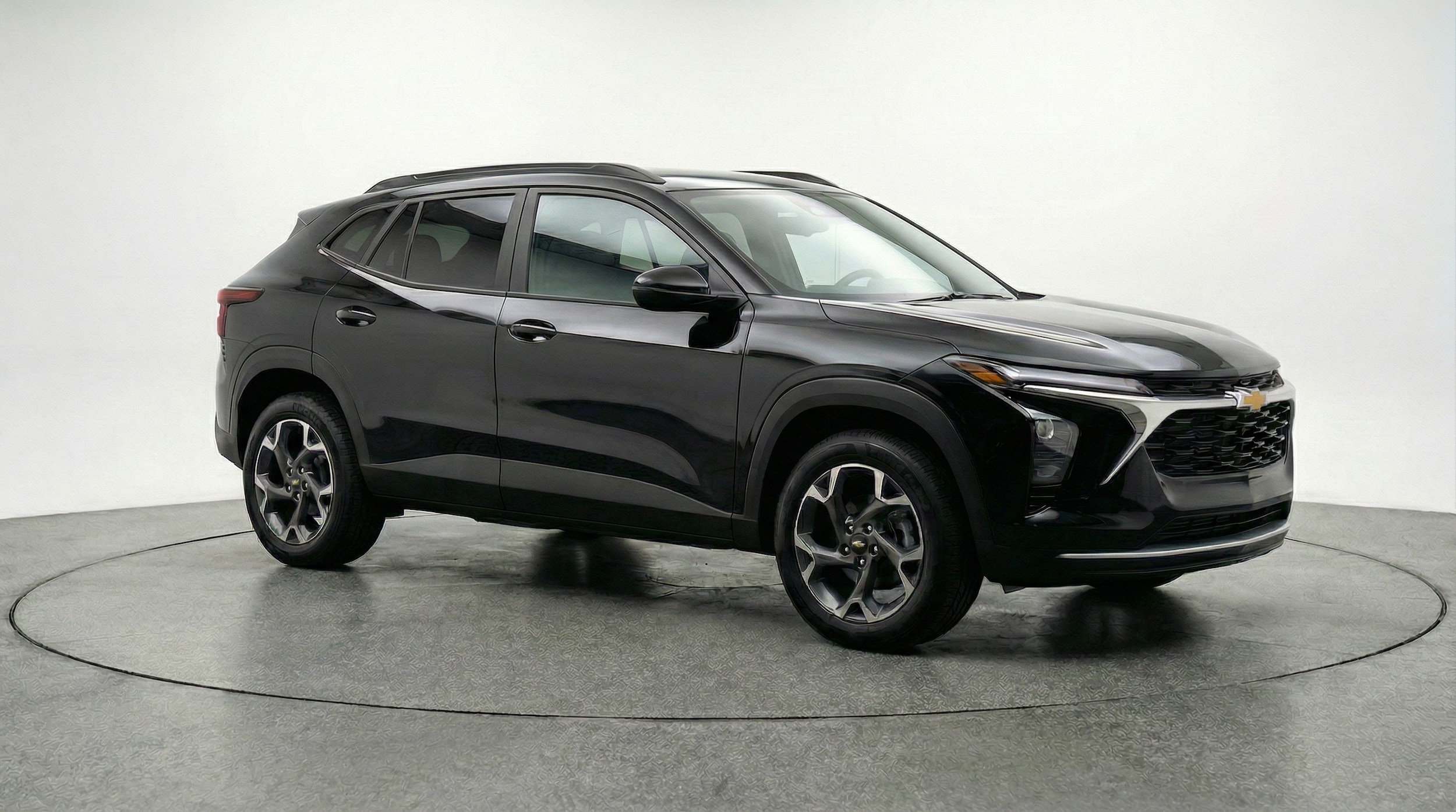 Thumbnail: 2025 Chevrolet Trax - 1