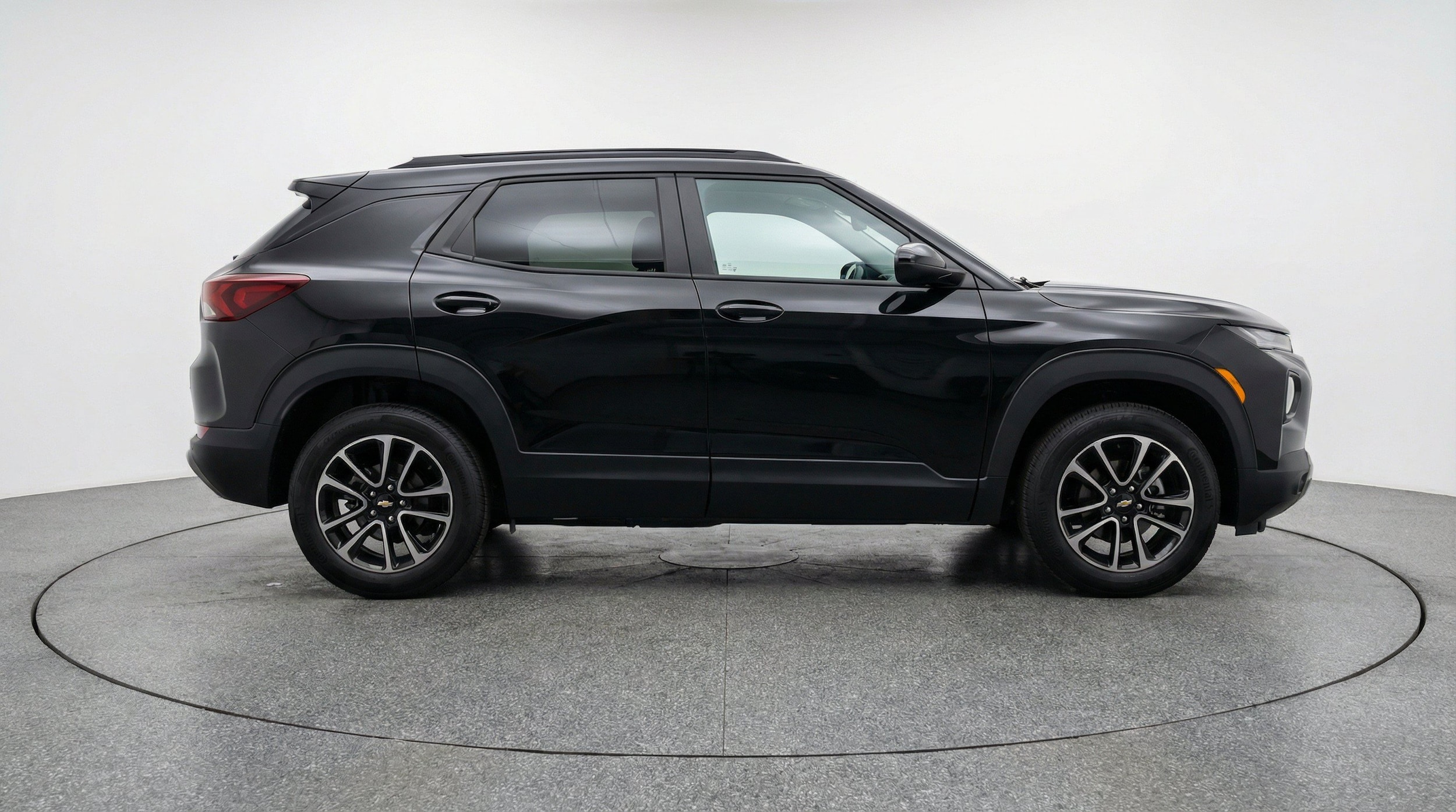 Thumbnail: 2025 Chevrolet TrailBlazer - 11