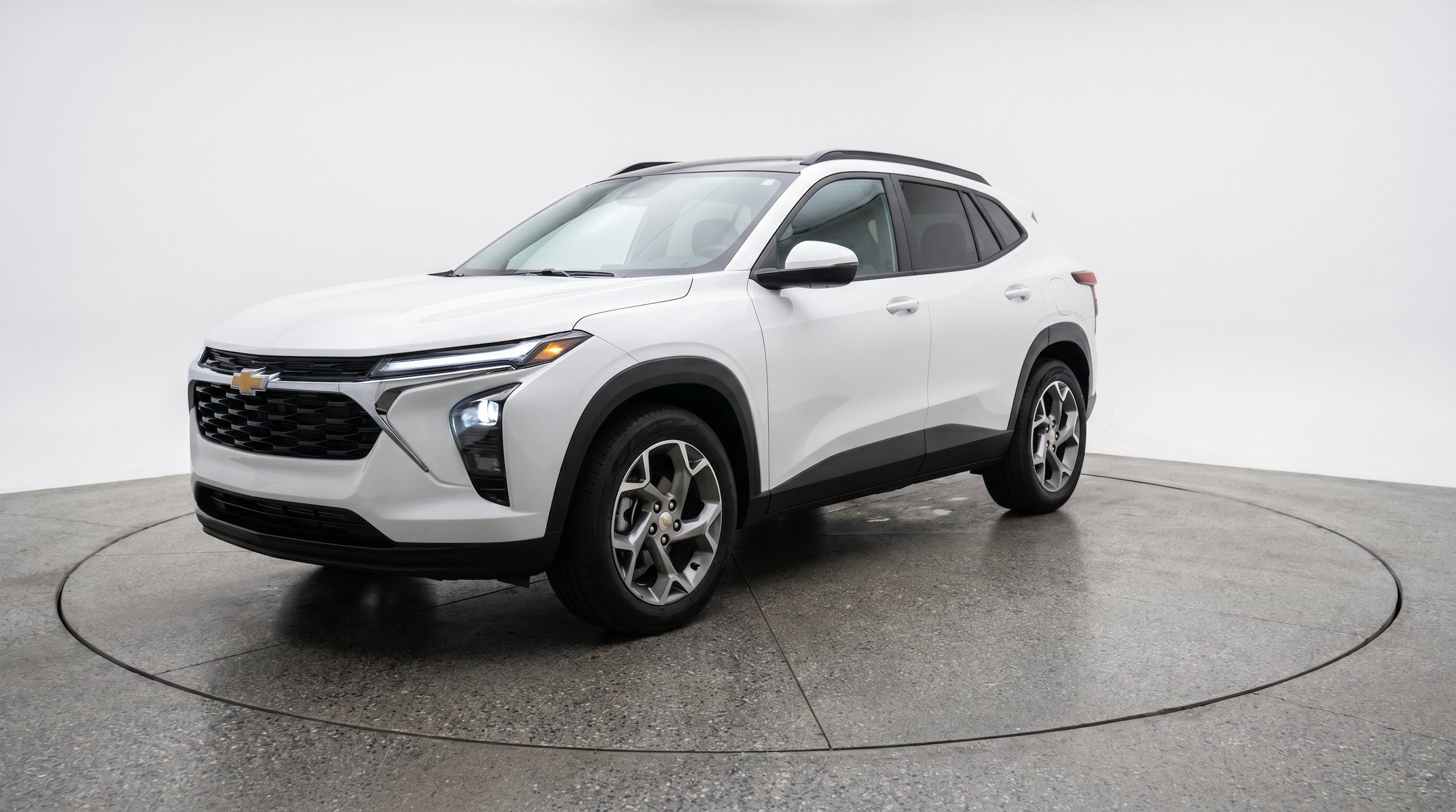 Thumbnail: 2025 Chevrolet Trax - 3