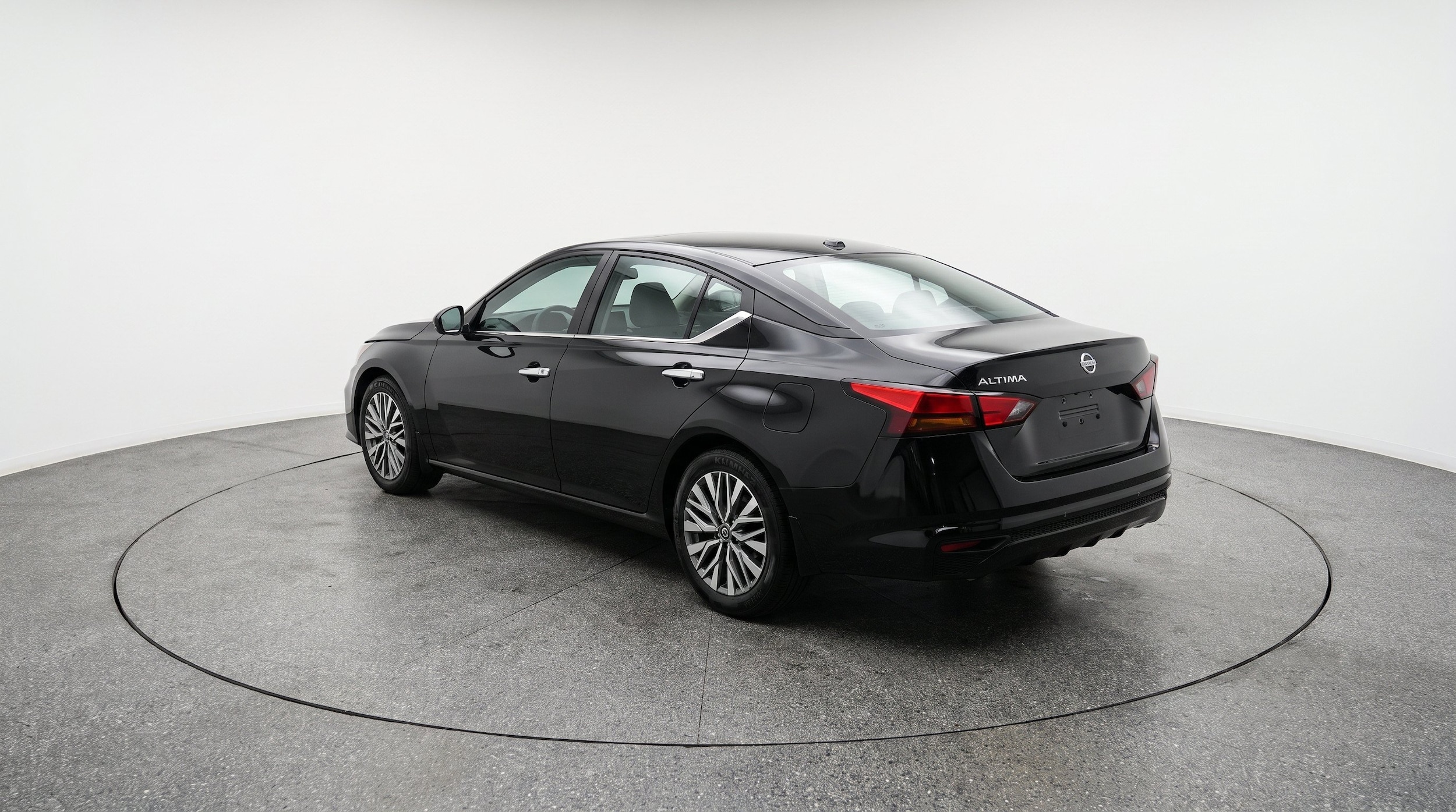 Thumbnail: 2025 Nissan Altima - 6