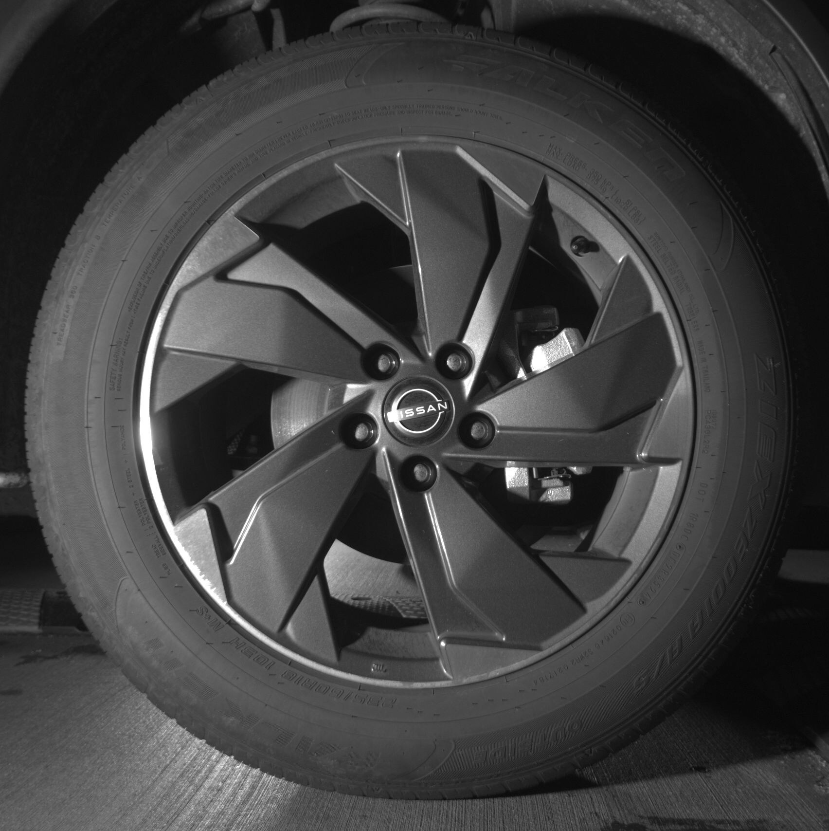 Thumbnail: 2025 Nissan Rogue - 10