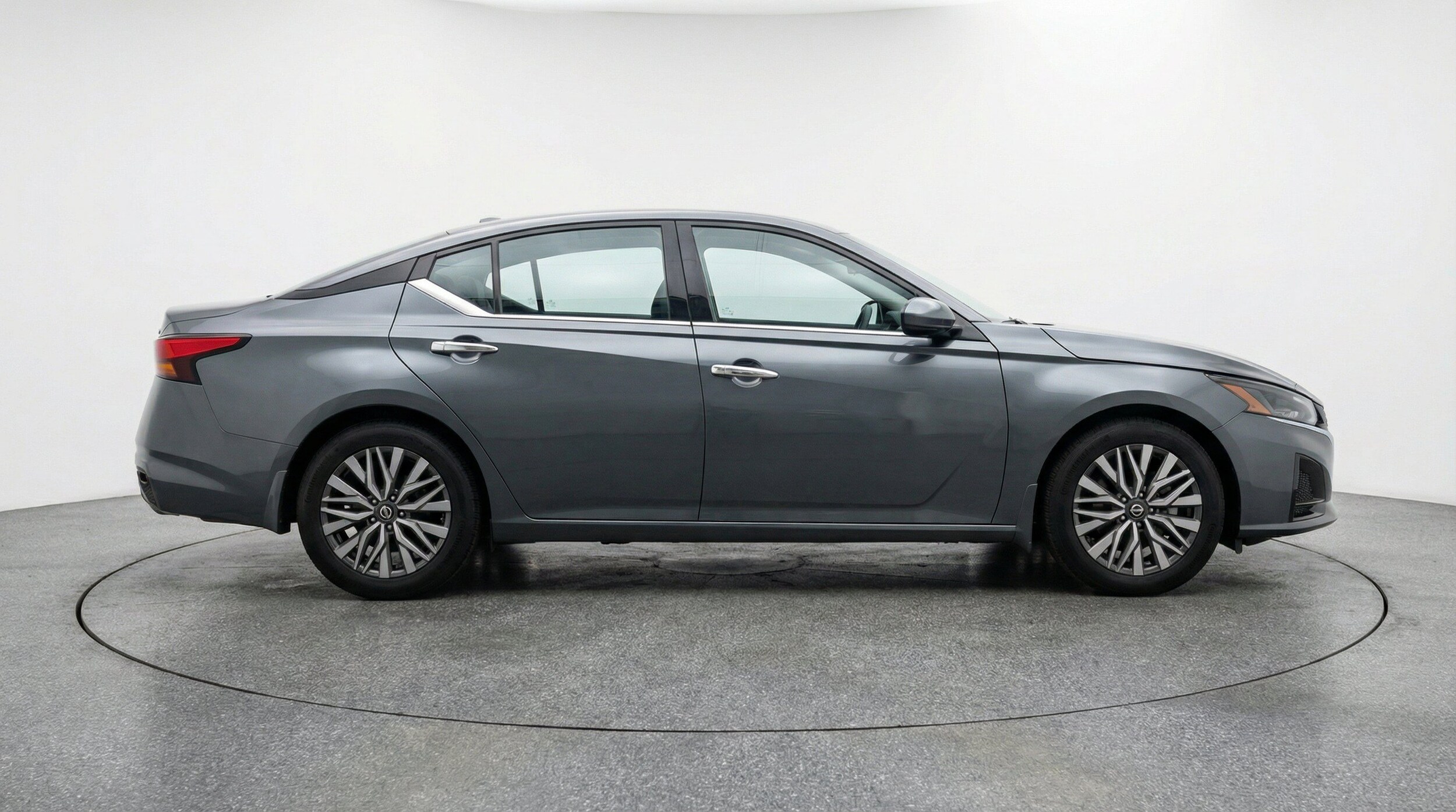 Thumbnail: 2025 Nissan Altima - 11