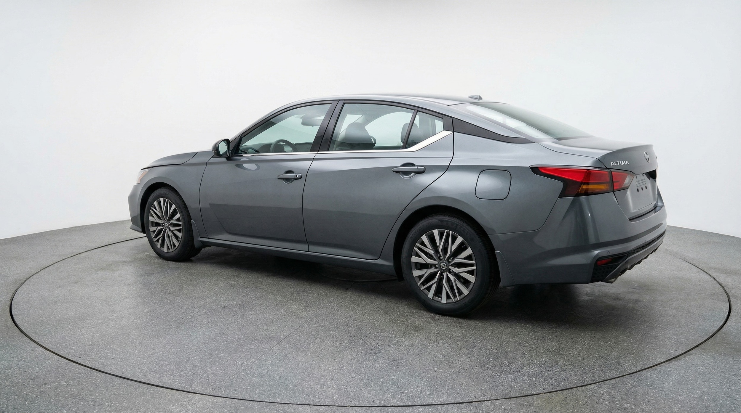 Thumbnail: 2025 Nissan Altima - 5