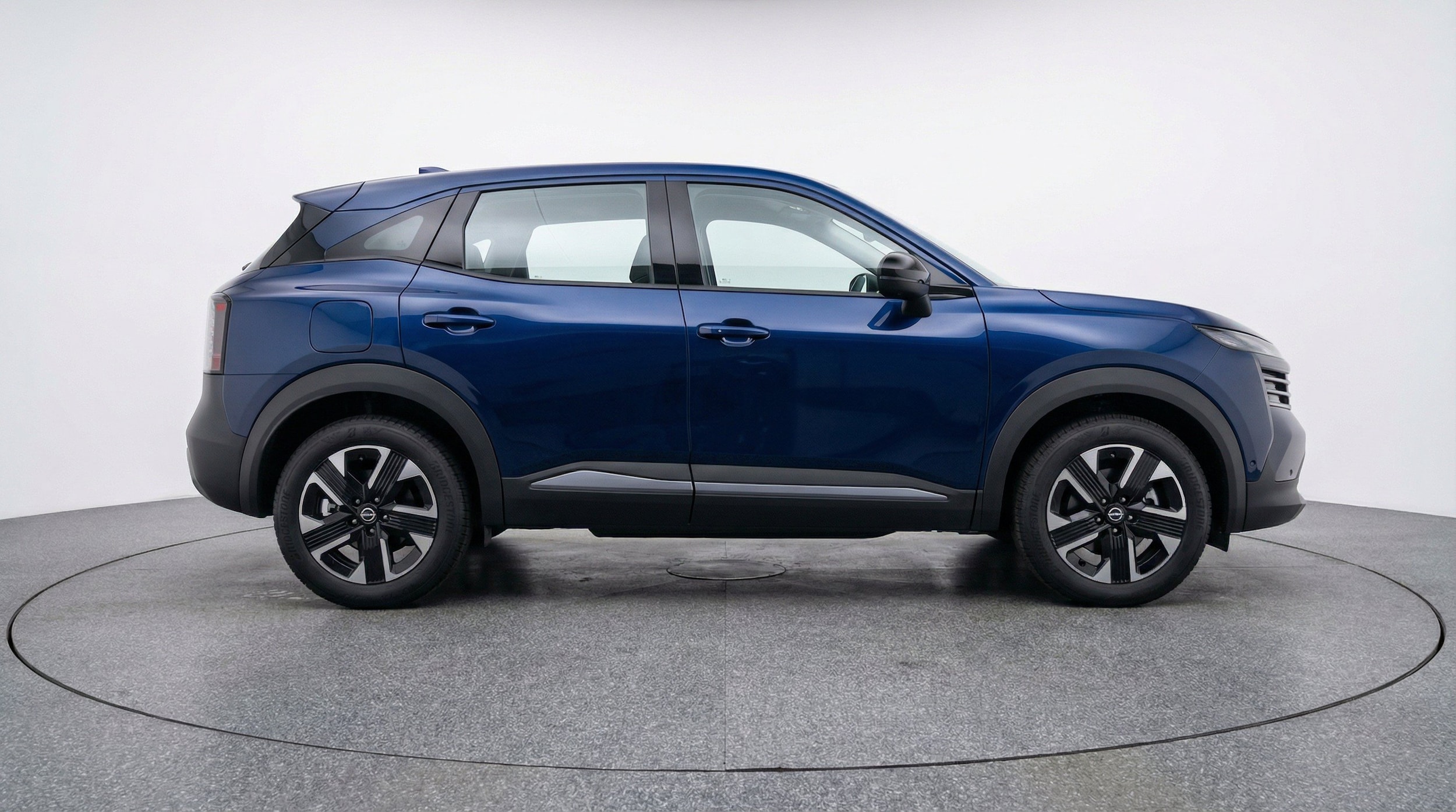 Thumbnail: 2026 Nissan Kicks - 11