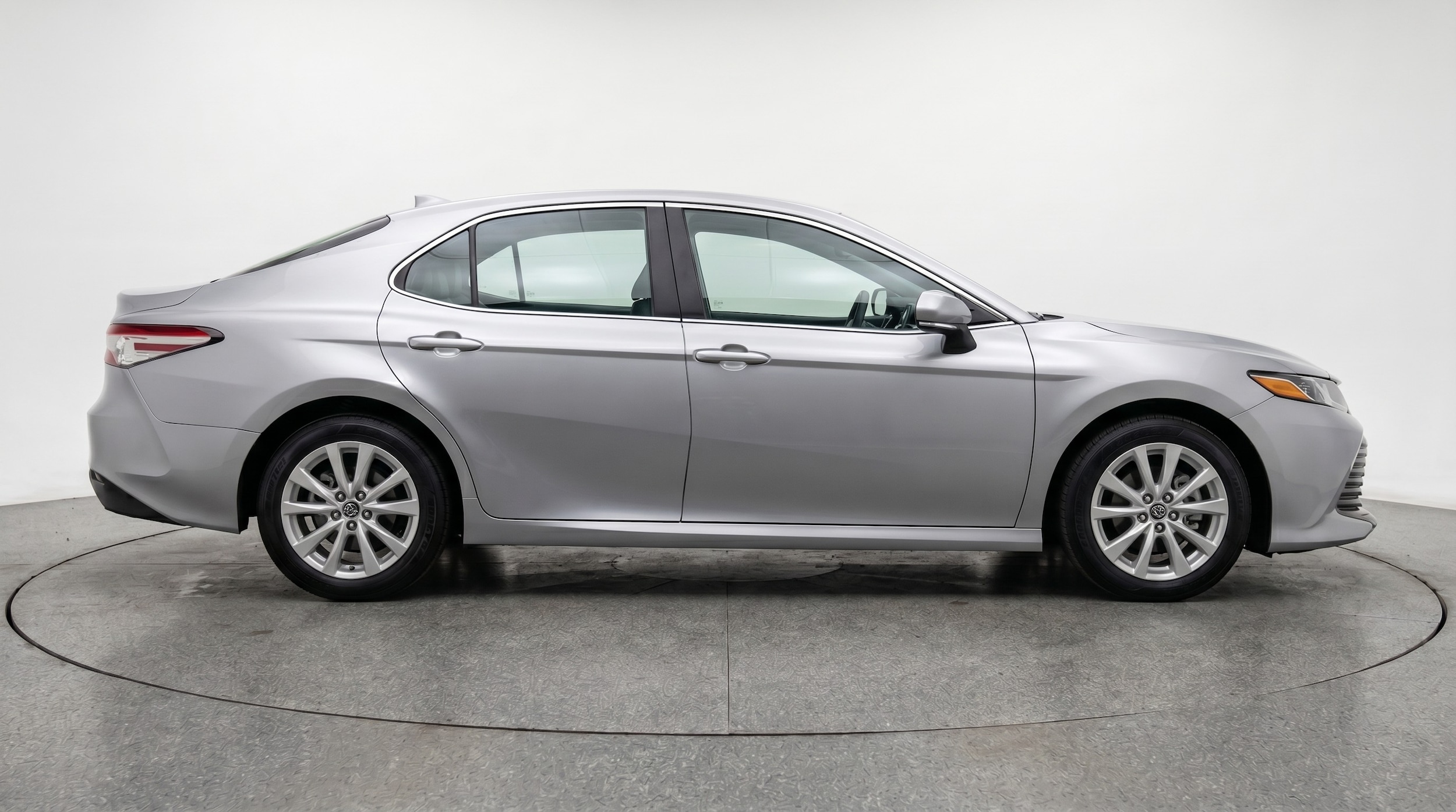 Thumbnail: 2025 Toyota Camry - 8