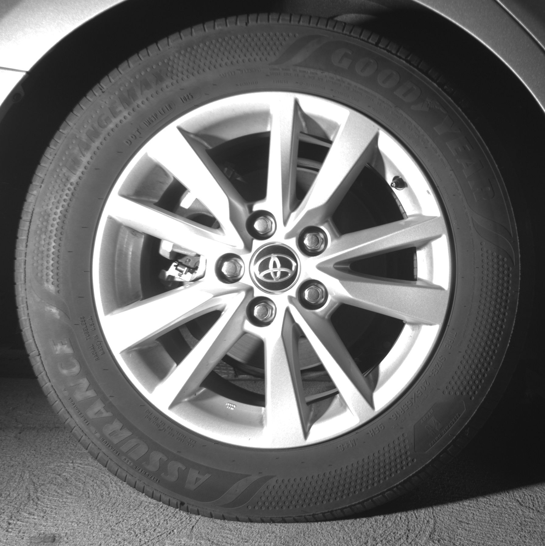 Thumbnail: 2025 Toyota Camry - 12