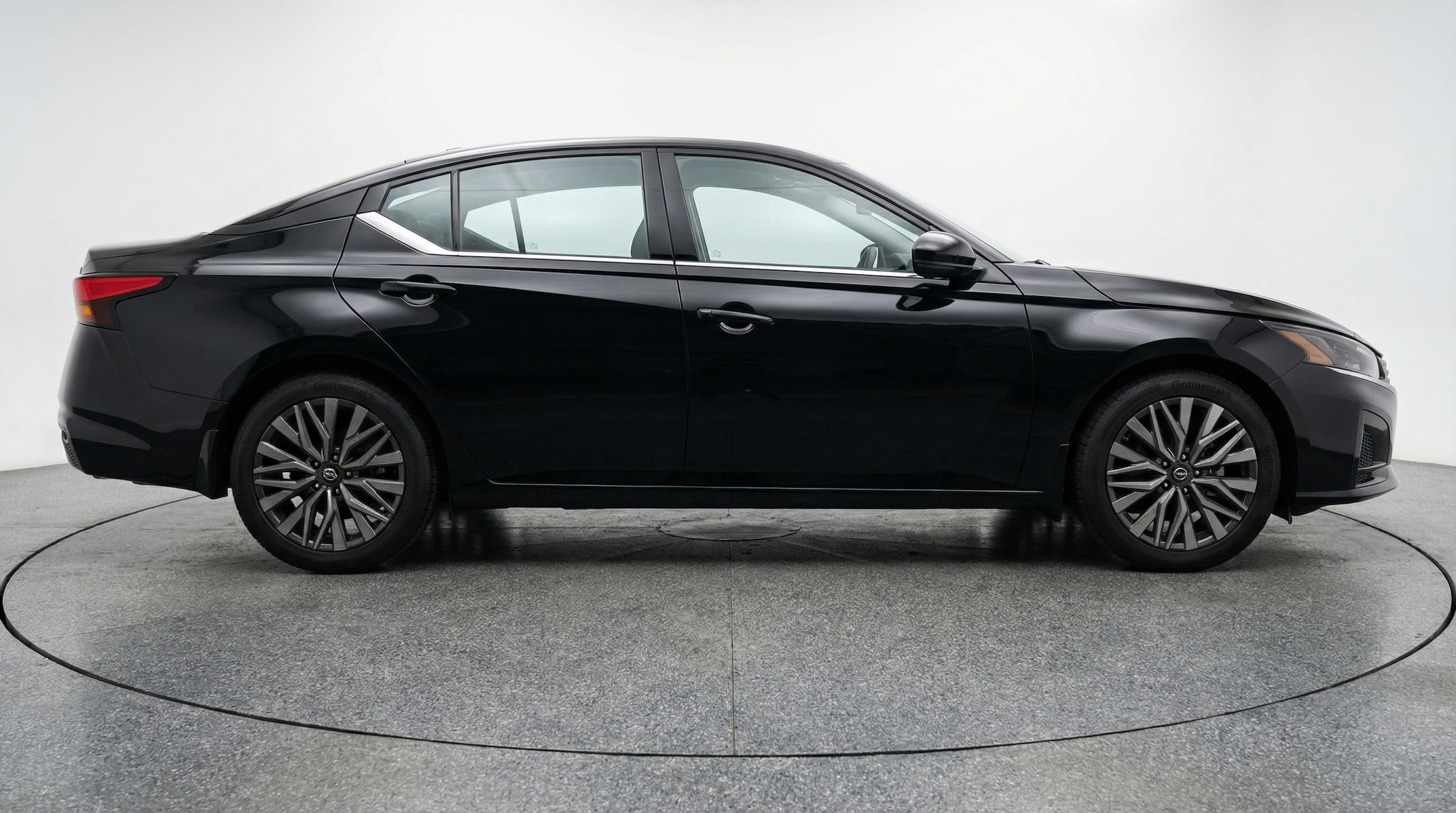 Thumbnail: 2025 Nissan Altima - 8