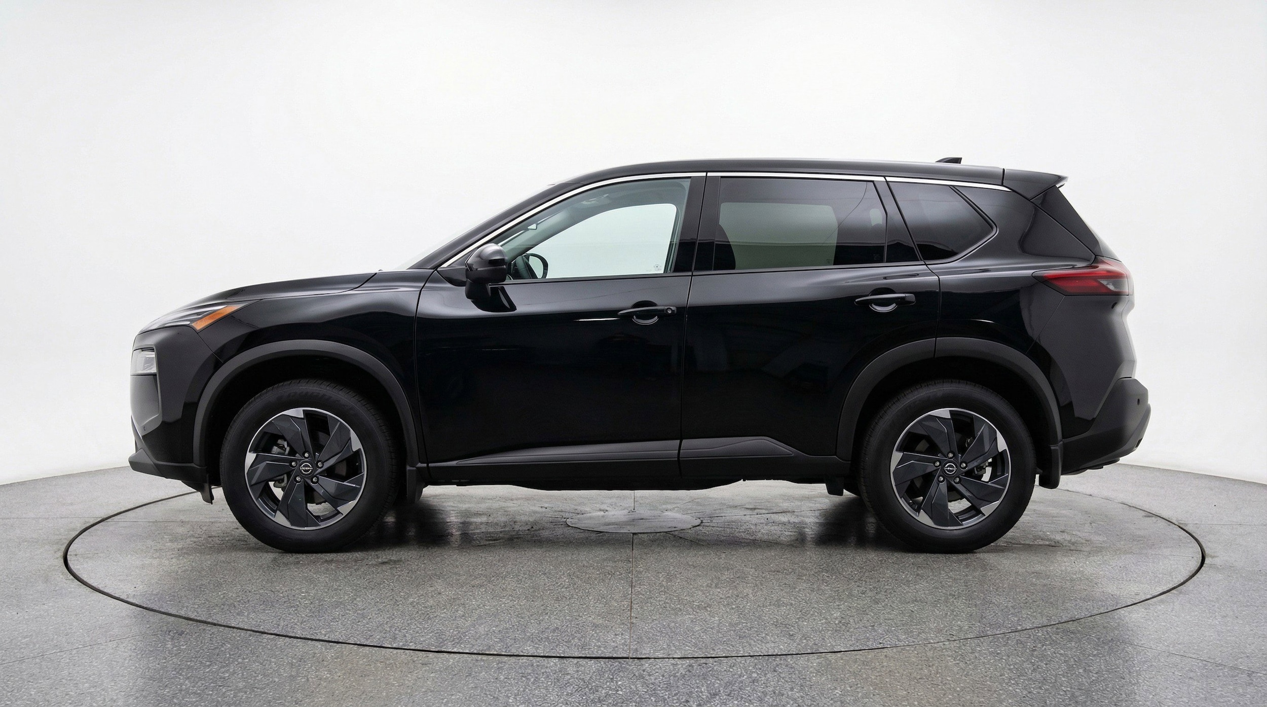 Thumbnail: 2025 Nissan Rogue - 5