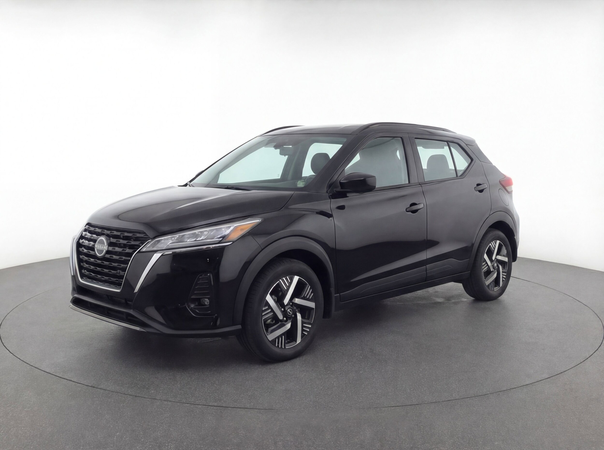 Thumbnail: 2025 Nissan Kicks - 3