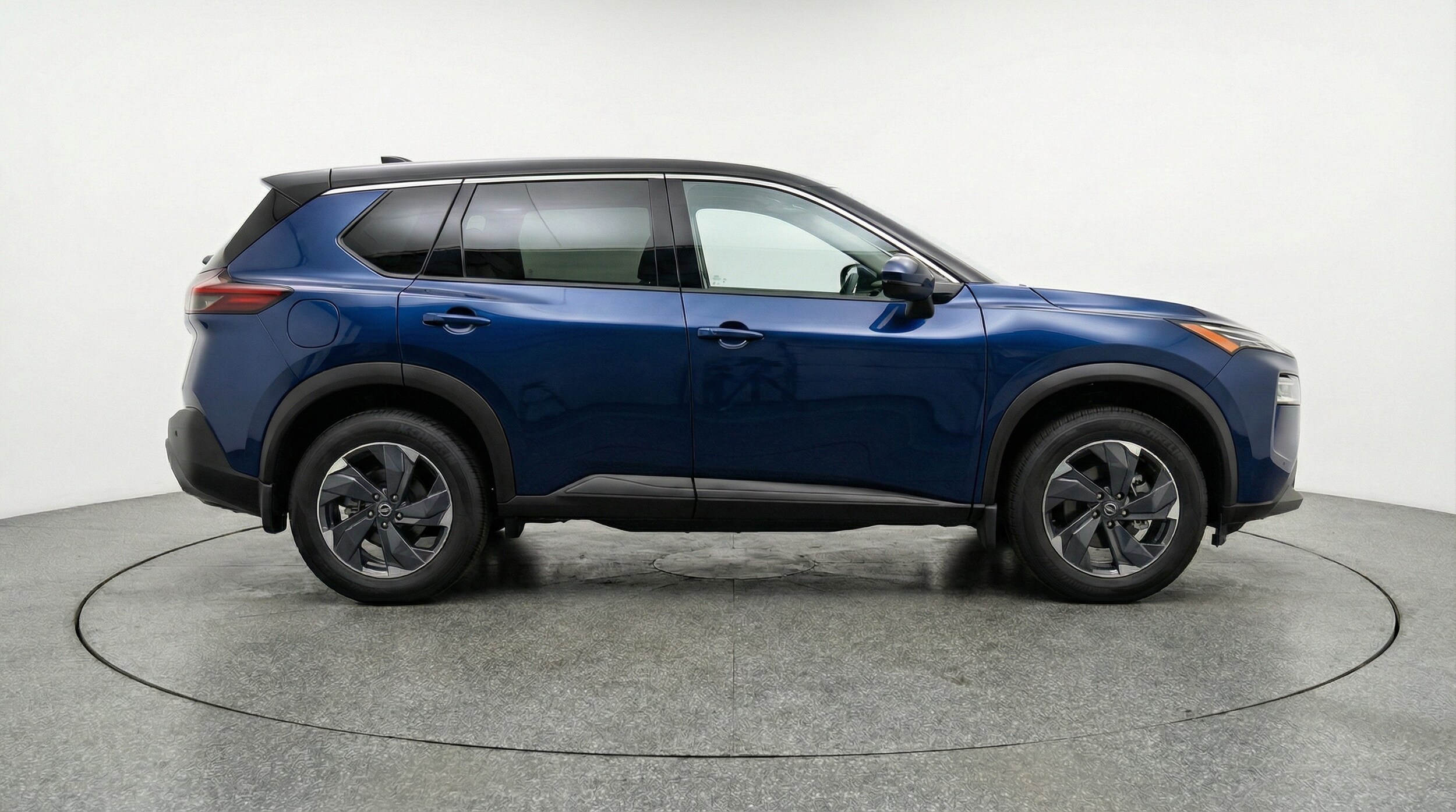 Thumbnail: 2025 Nissan Rogue - 8