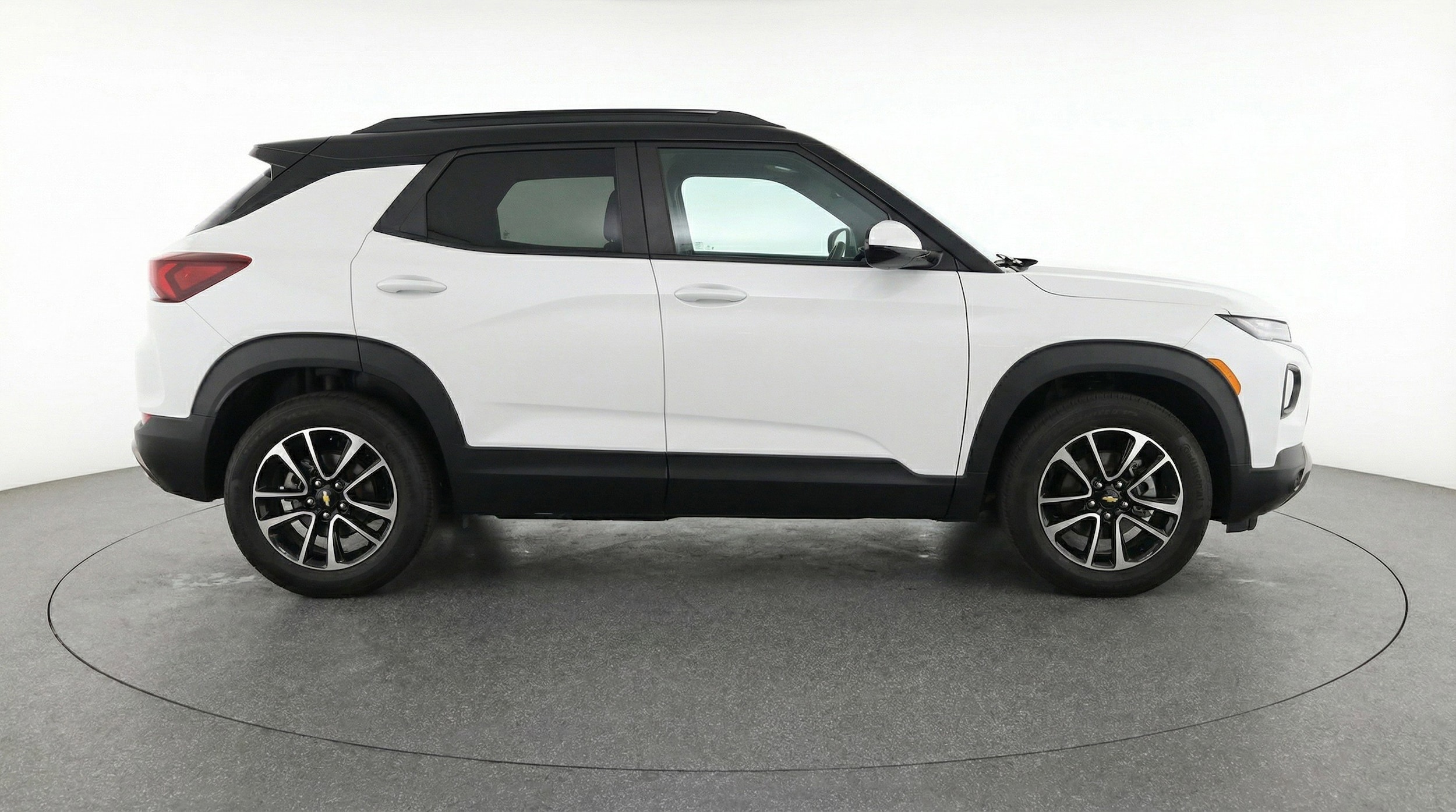 Thumbnail: 2025 Chevrolet TrailBlazer - 11