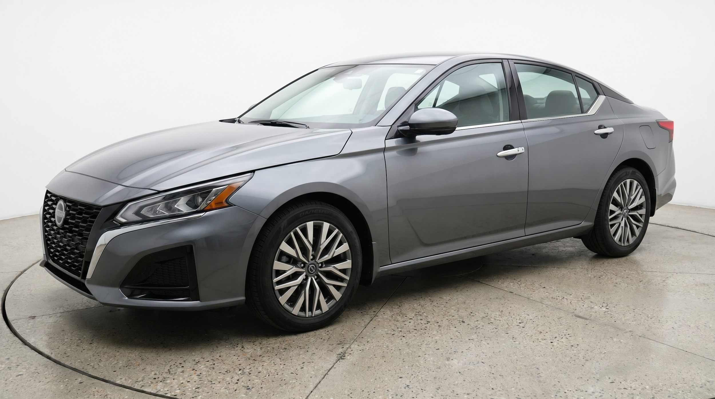Thumbnail: 2025 Nissan Altima - 3
