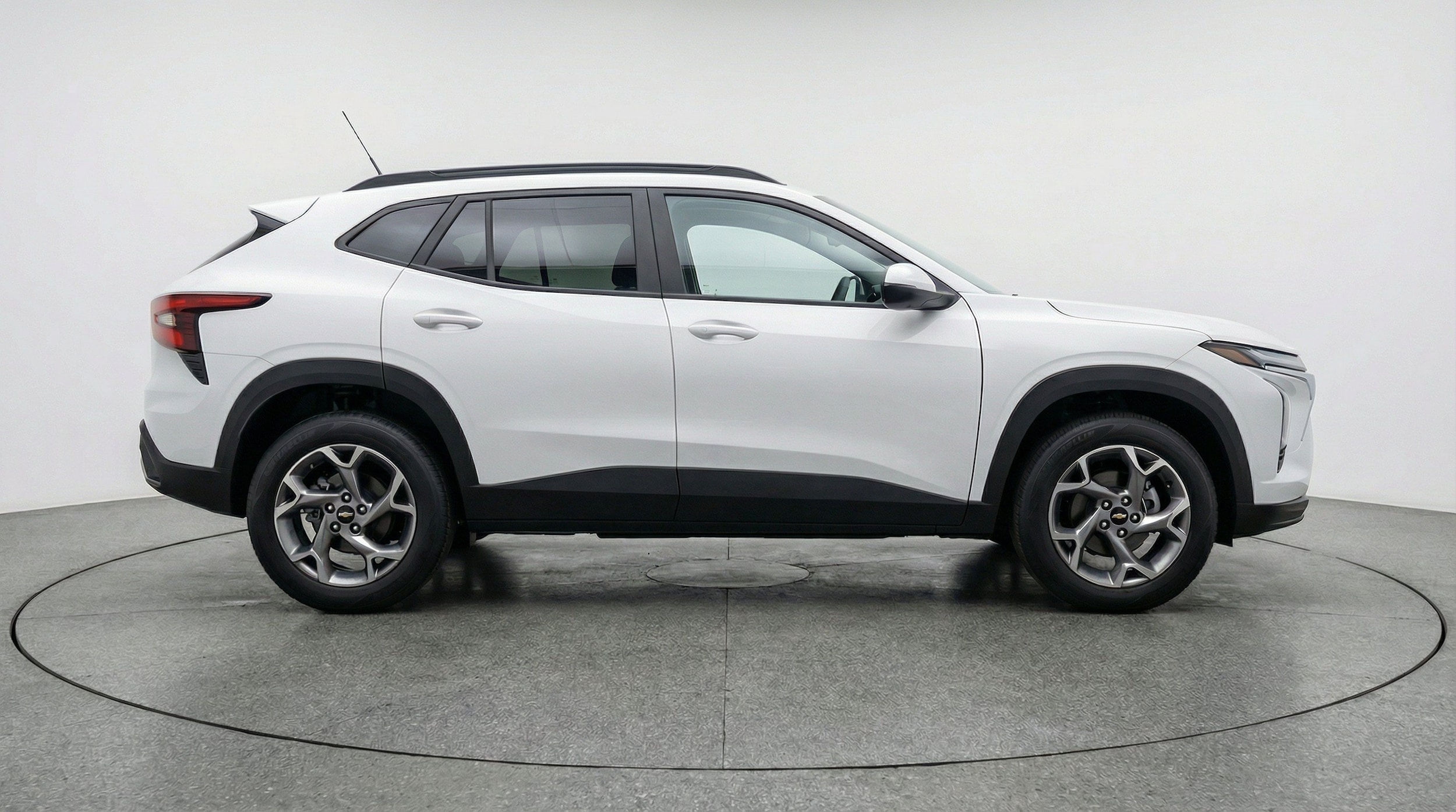 Thumbnail: 2025 Chevrolet Trax - 11