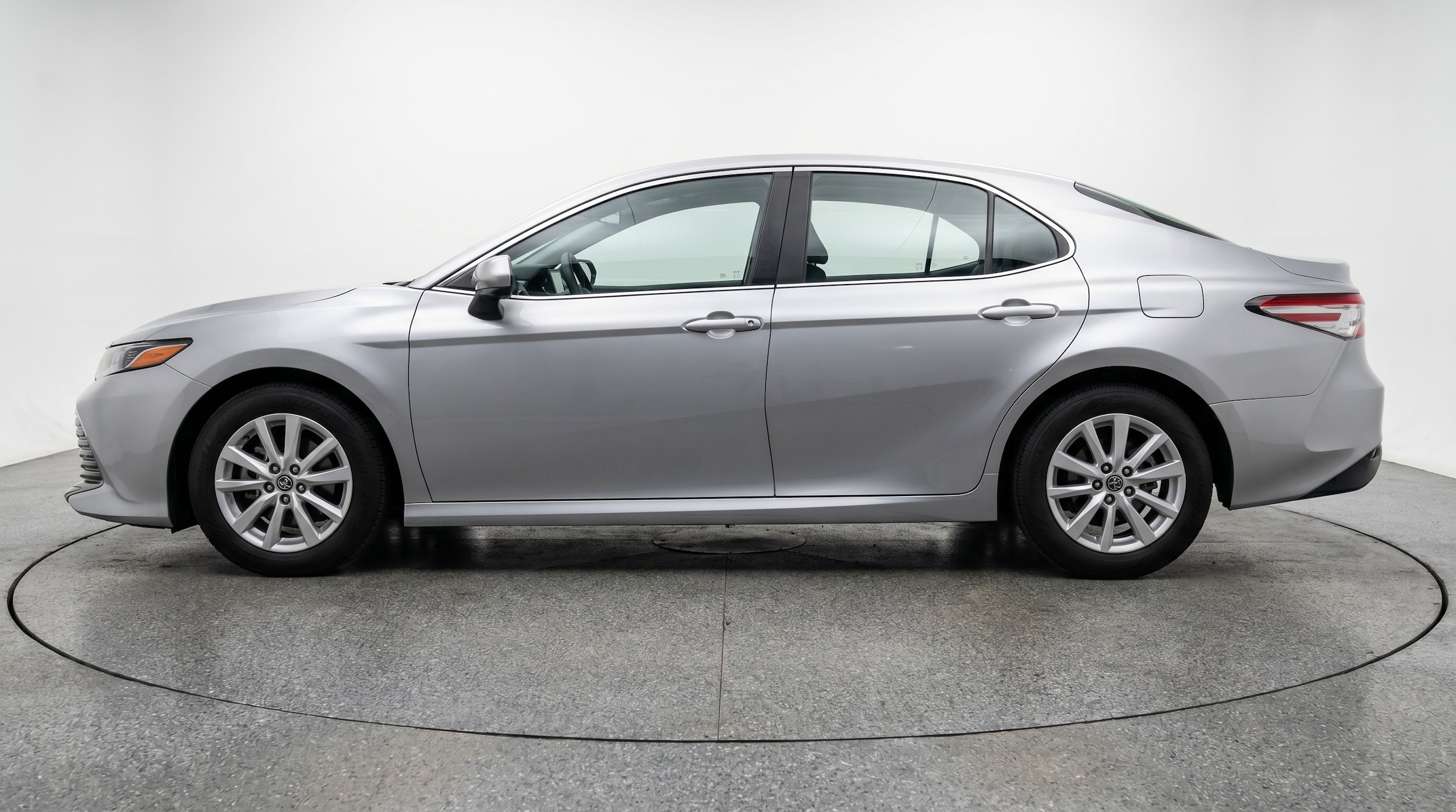 Thumbnail: 2025 Toyota Camry - 4