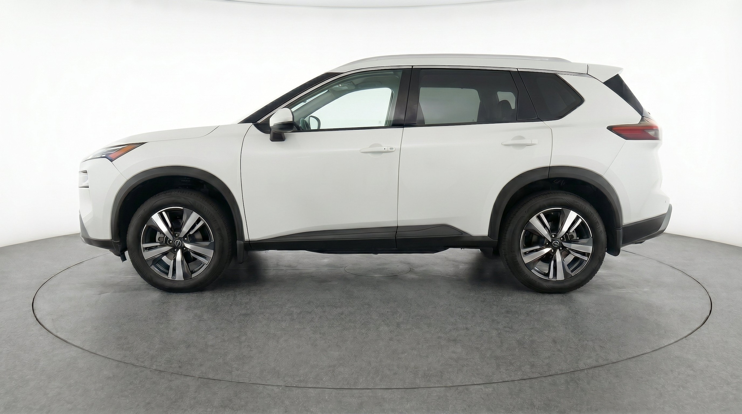 Thumbnail: 2026 Nissan Rogue - 5